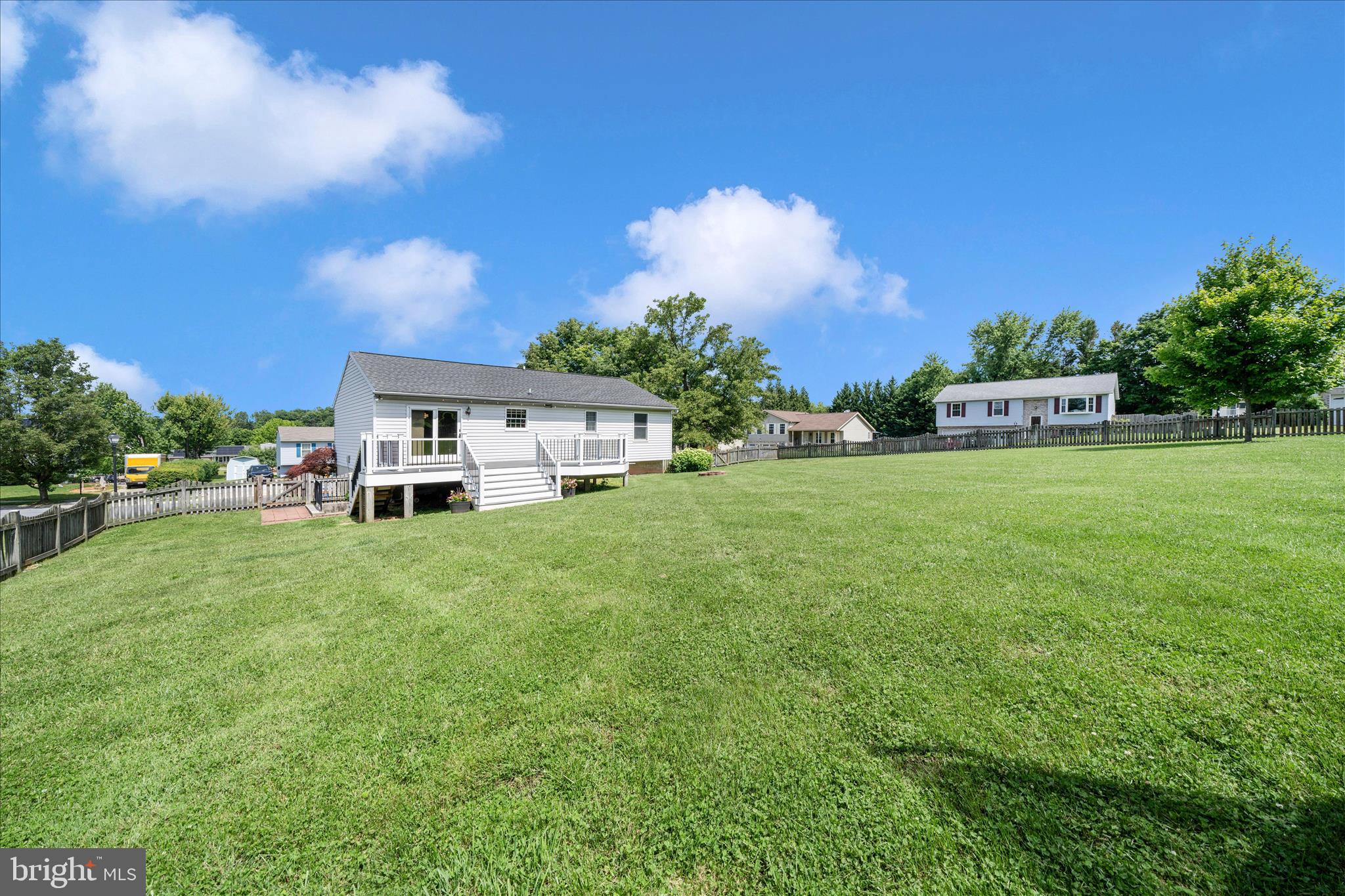 WHISPERING MEADOWS - Residential