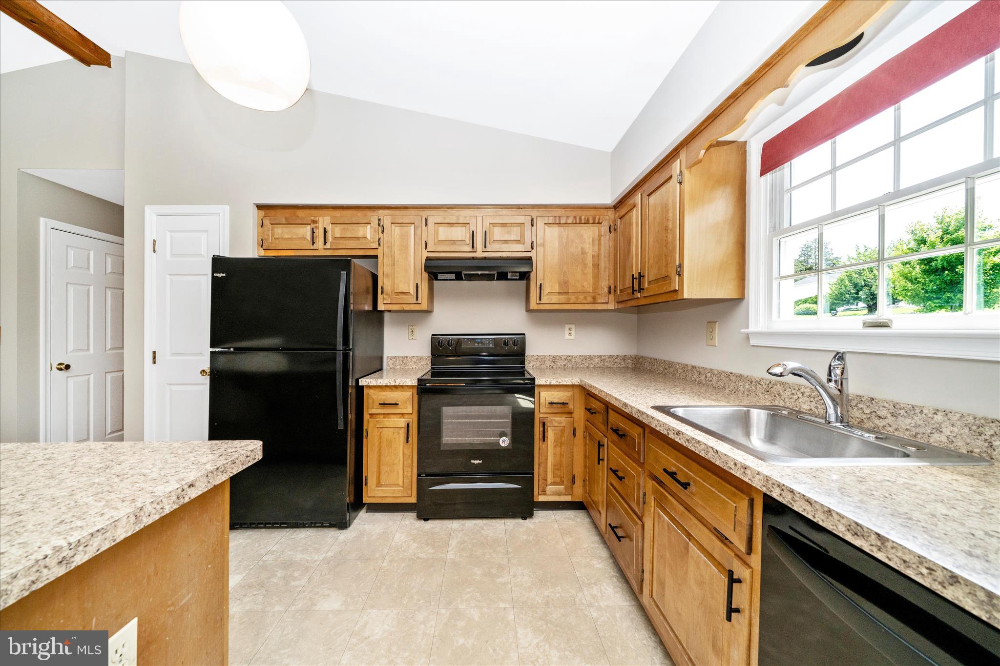 WHISPERING MEADOWS - Residential