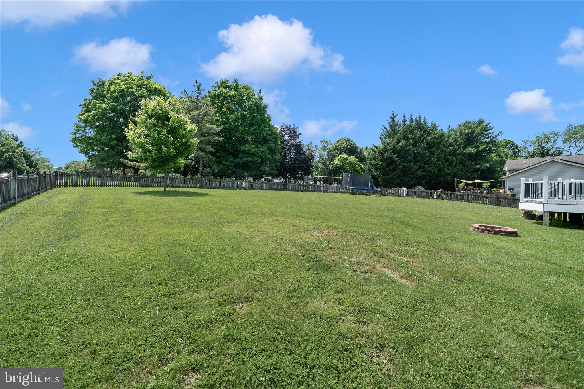 WHISPERING MEADOWS - Residential
