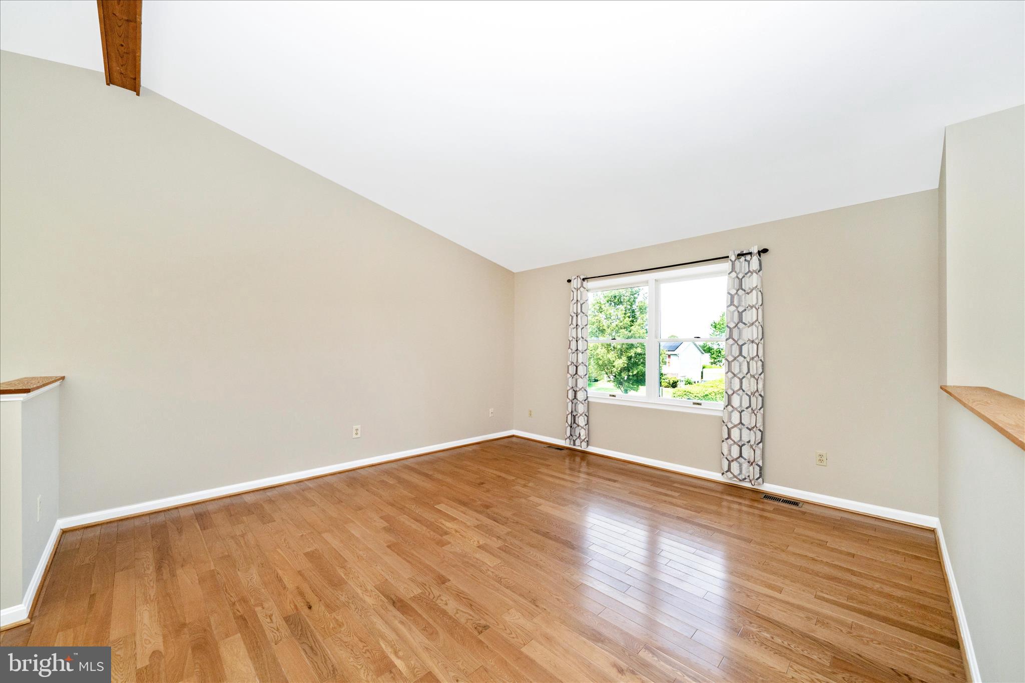 WHISPERING MEADOWS - Residential