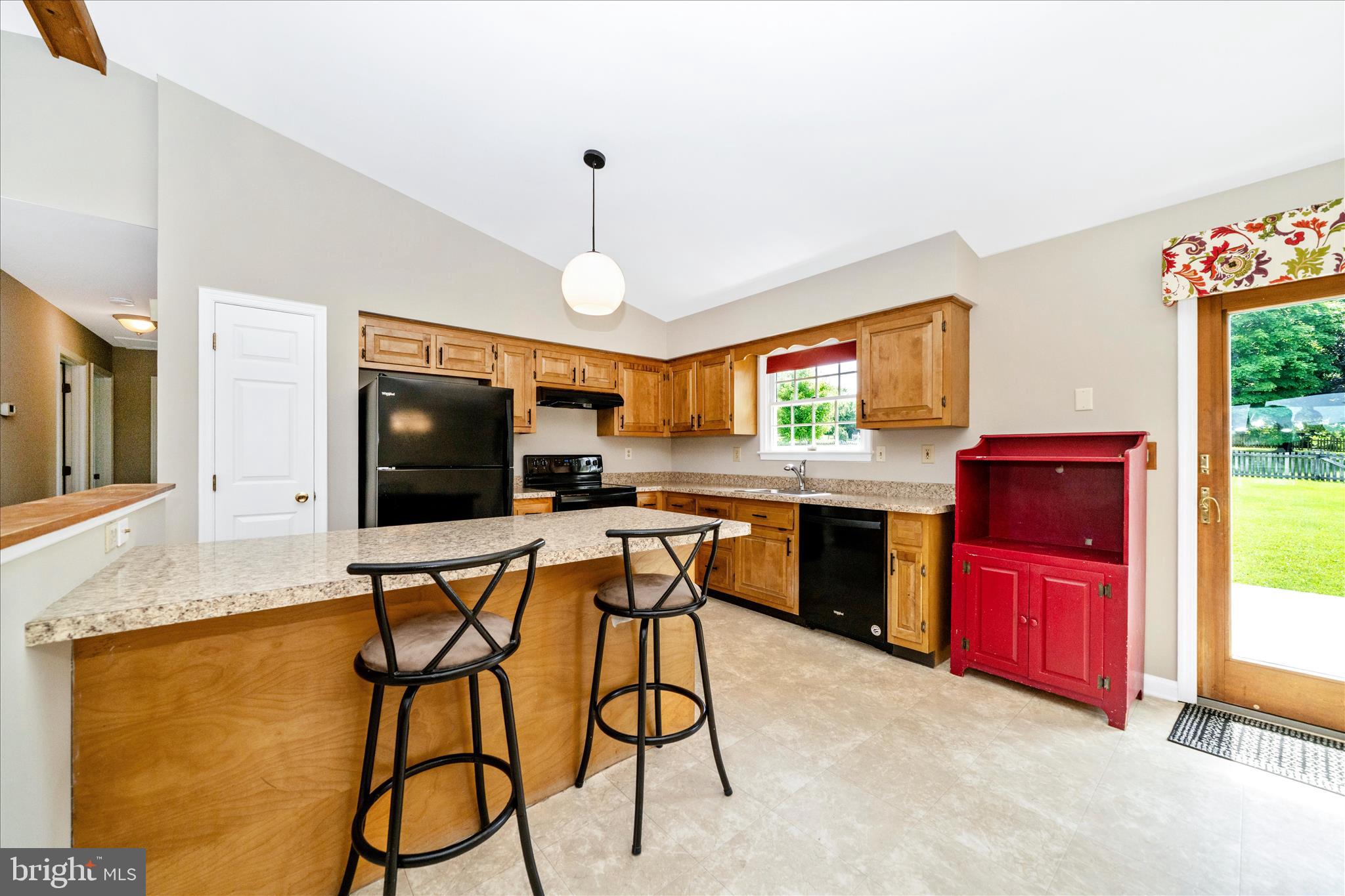 WHISPERING MEADOWS - Residential
