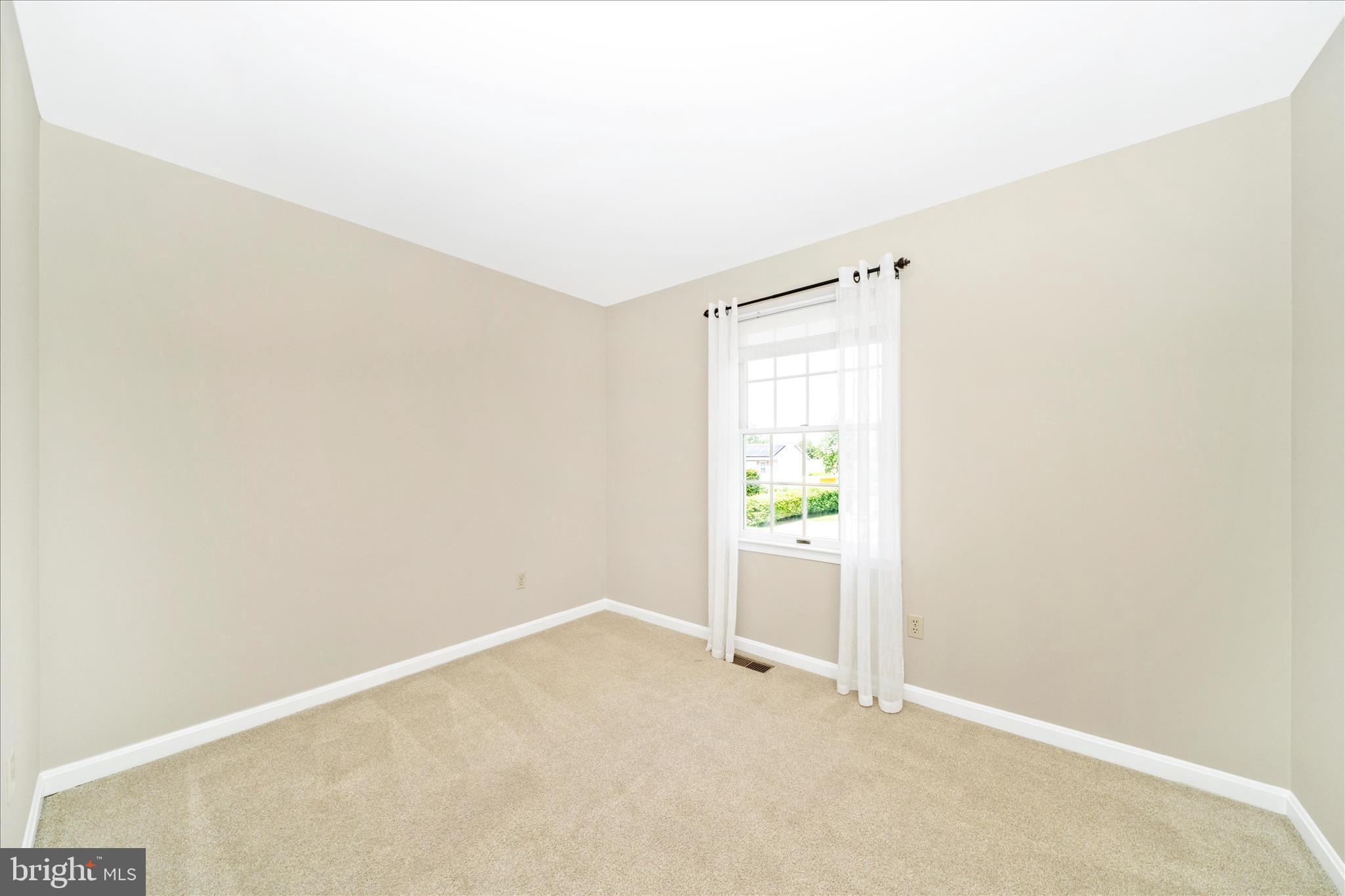 WHISPERING MEADOWS - Residential