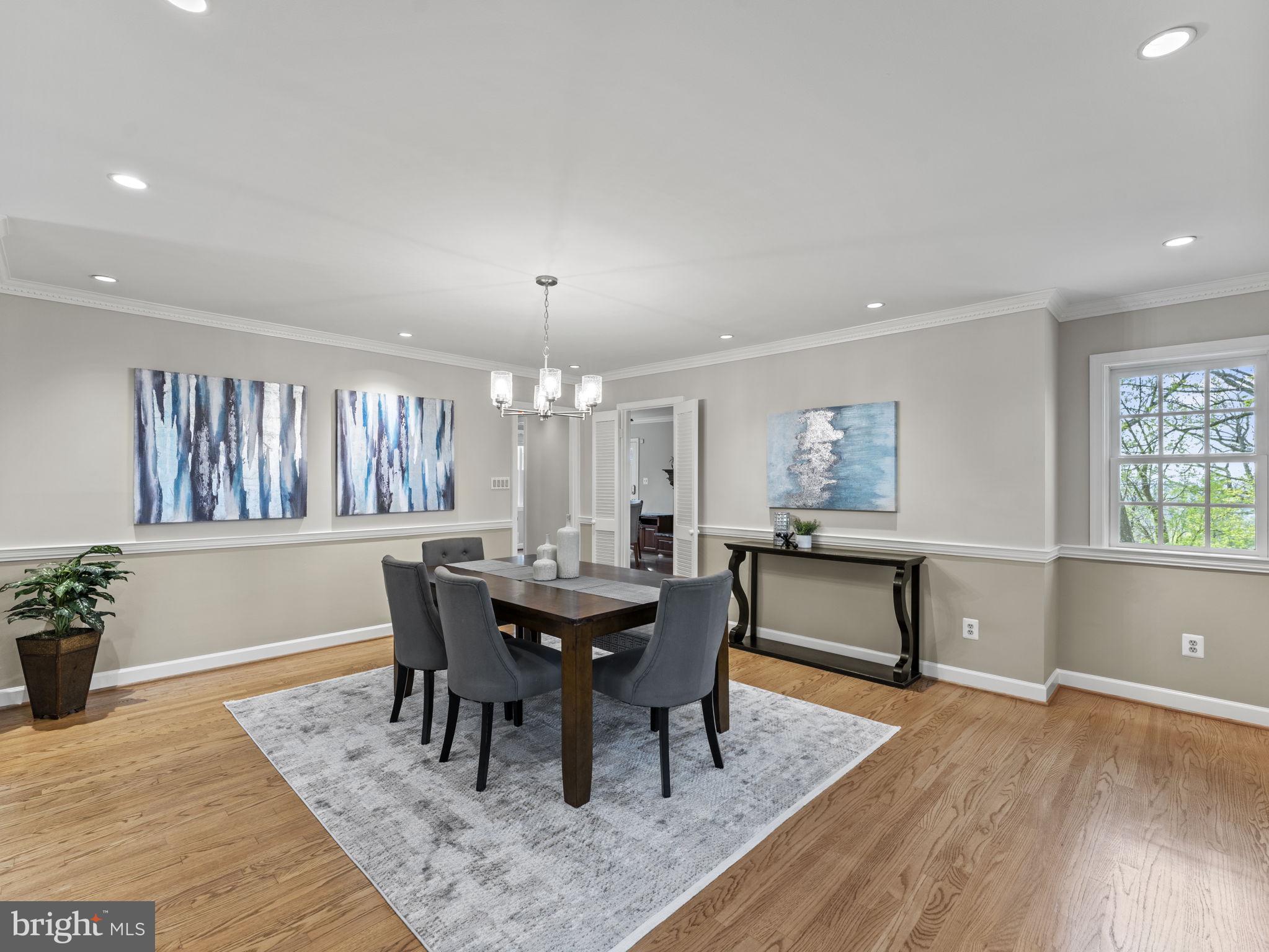 OAKCREST - Residential