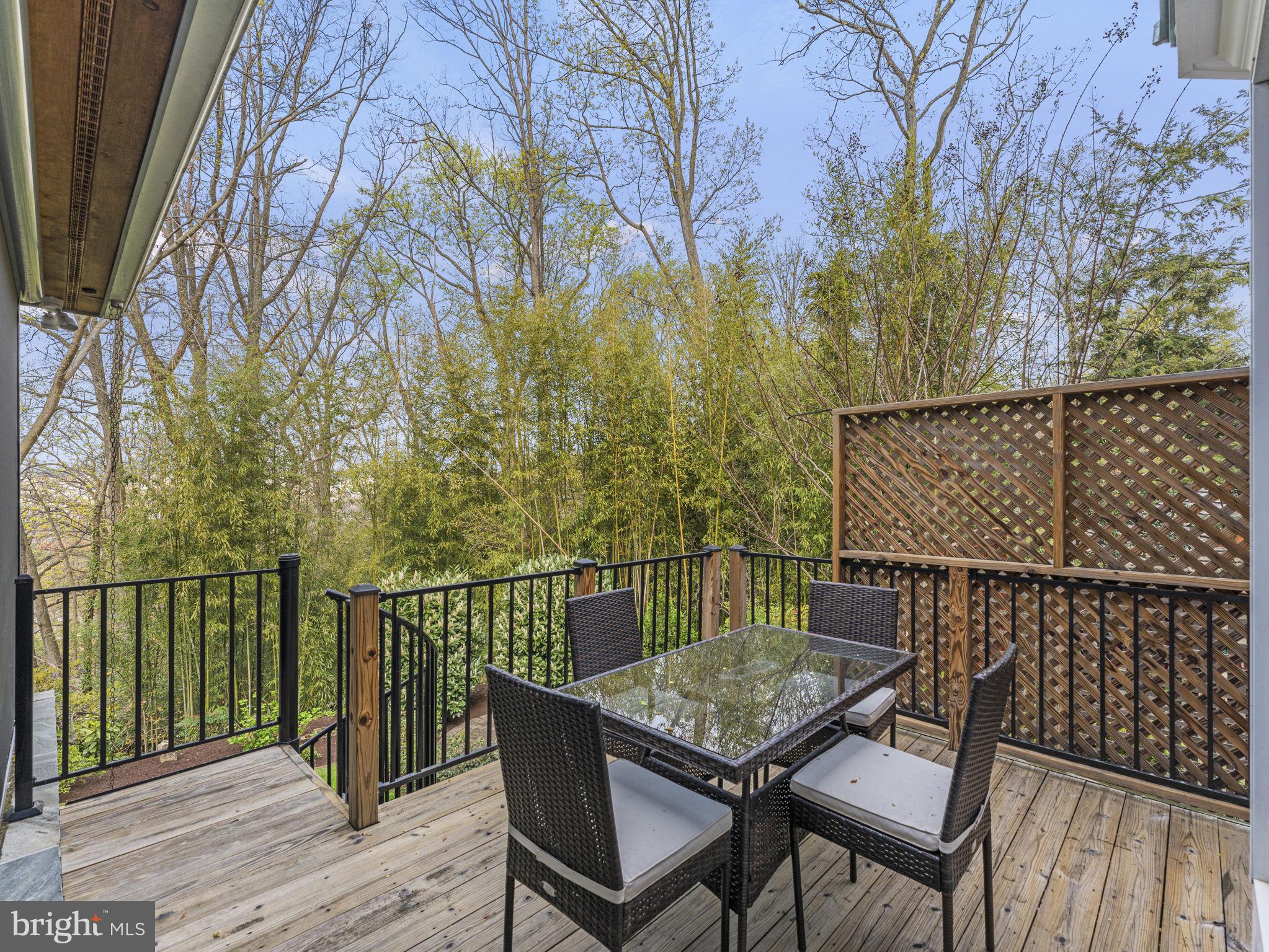 OAKCREST - Residential