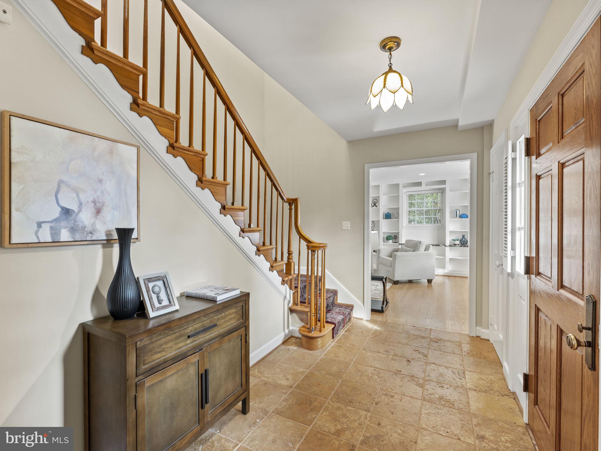 OAKCREST - Residential