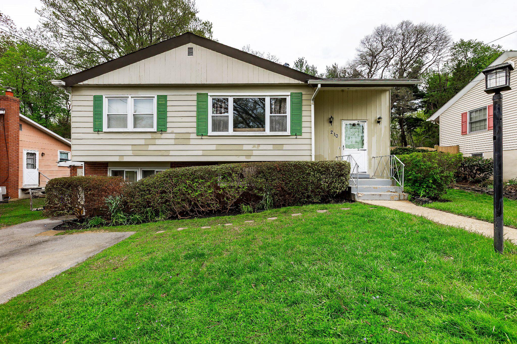 Incredible opportunity in prime Rockville location! Split-level home offering over 2,000 sq ft of living space with 3 bedrooms and 2 full baths, situated on a nice level lot with walkout basement. The home requires interior renovation and cosmetic updates but presents an excellent opportunity to buy below market value and build sweat equity. NO HOA.
Location is truly unbeatable at less than 5 mintues to Rockville Metro Station, walking distance to multiple shopping centers such as Wintergreen Plaza & Ritchie Center. Easy access to Rockville Pike, Wootton Pkwy, I270 and minutes to Rockville Town Center, Community College and much more! Located within the Richard Montgomery High School pyramid. Sold strictly as-is.