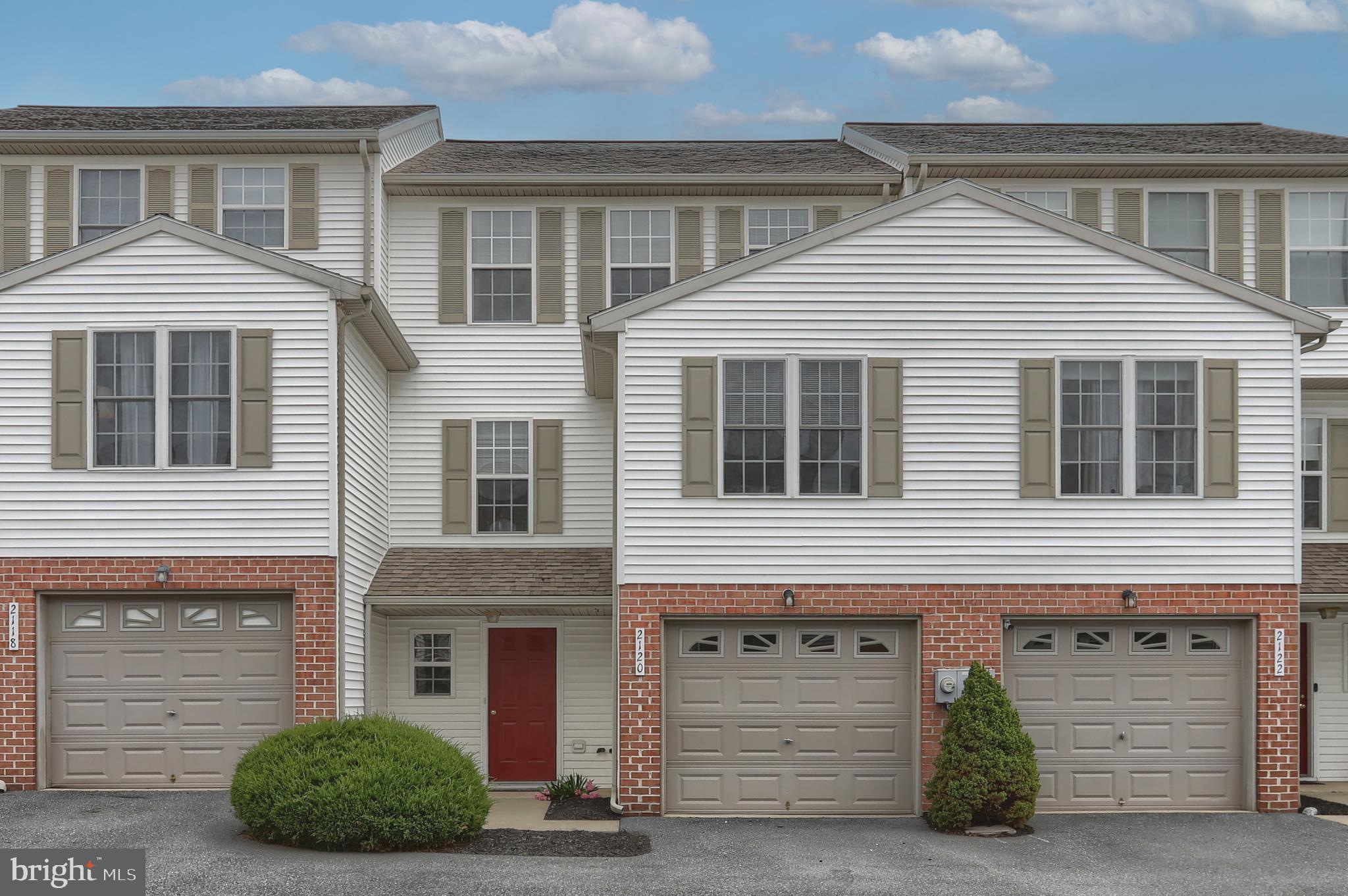 OAK HILLS - Residential