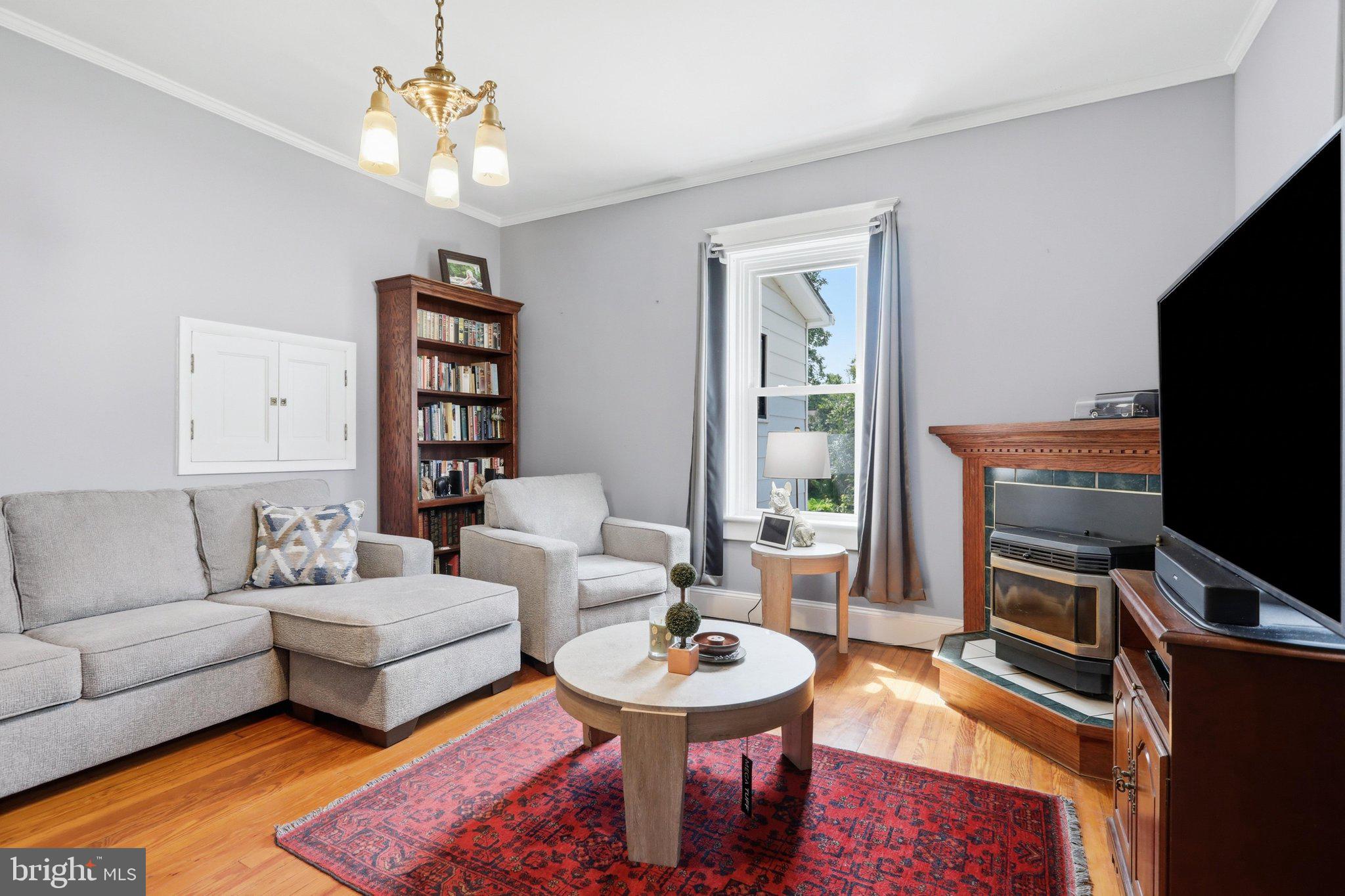 CHARLES TOWN - Residential