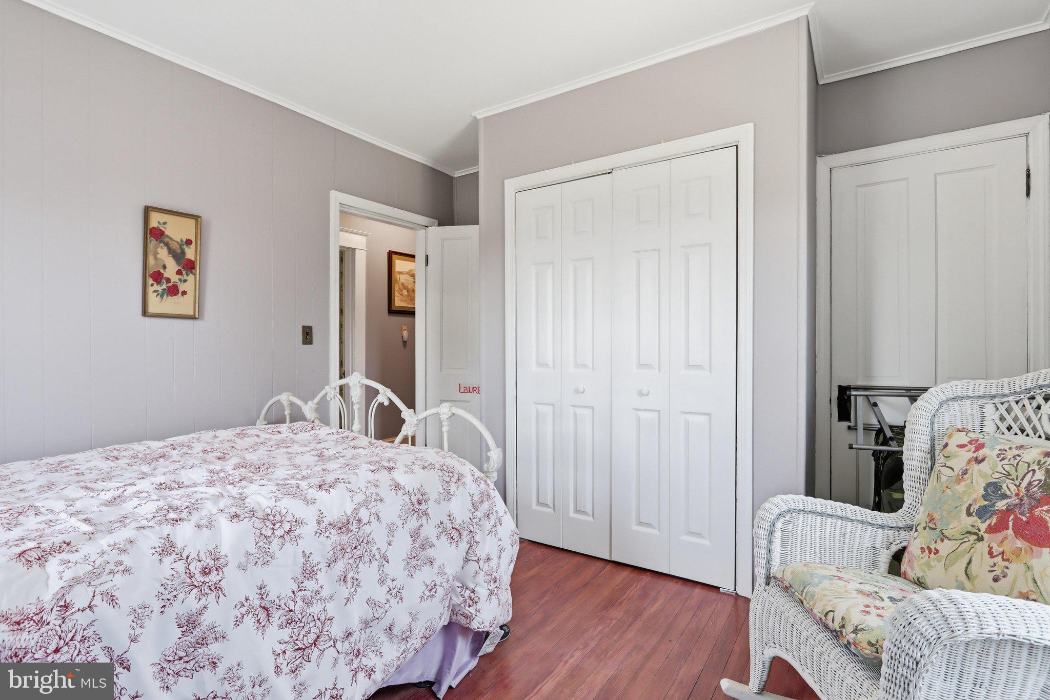 CHARLES TOWN - Residential