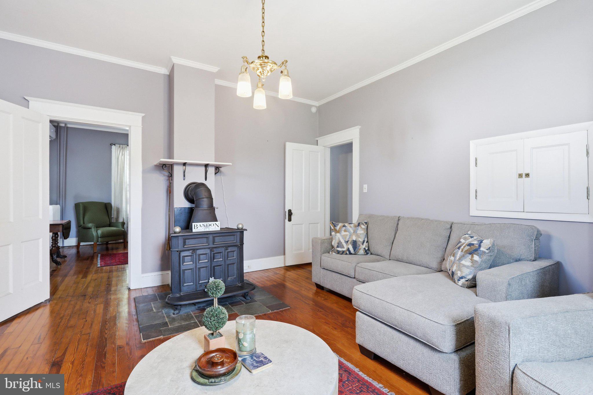 CHARLES TOWN - Residential