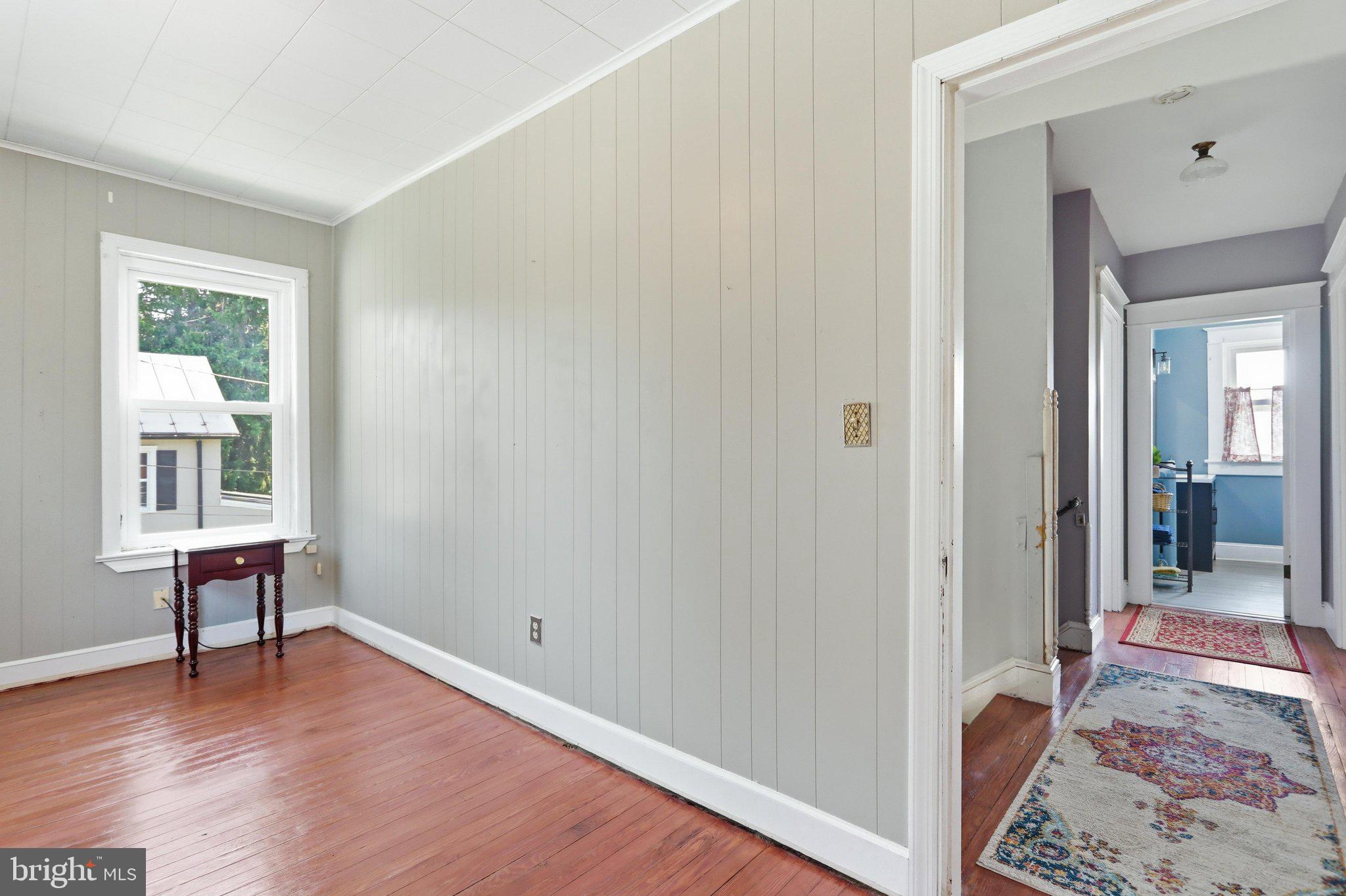 CHARLES TOWN - Residential