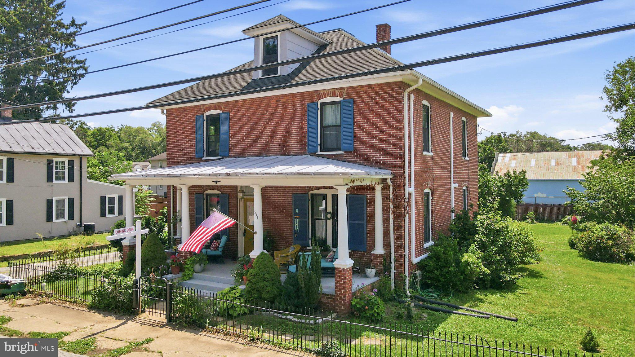 CHARLES TOWN - Residential