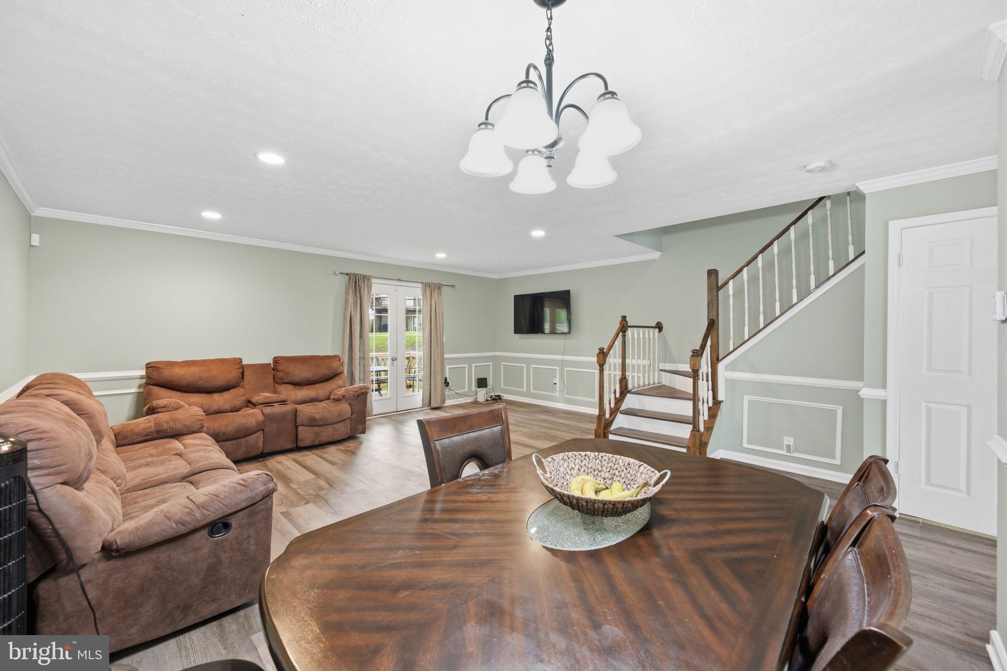 PRINCETON SQUARE PLAT FO - Residential