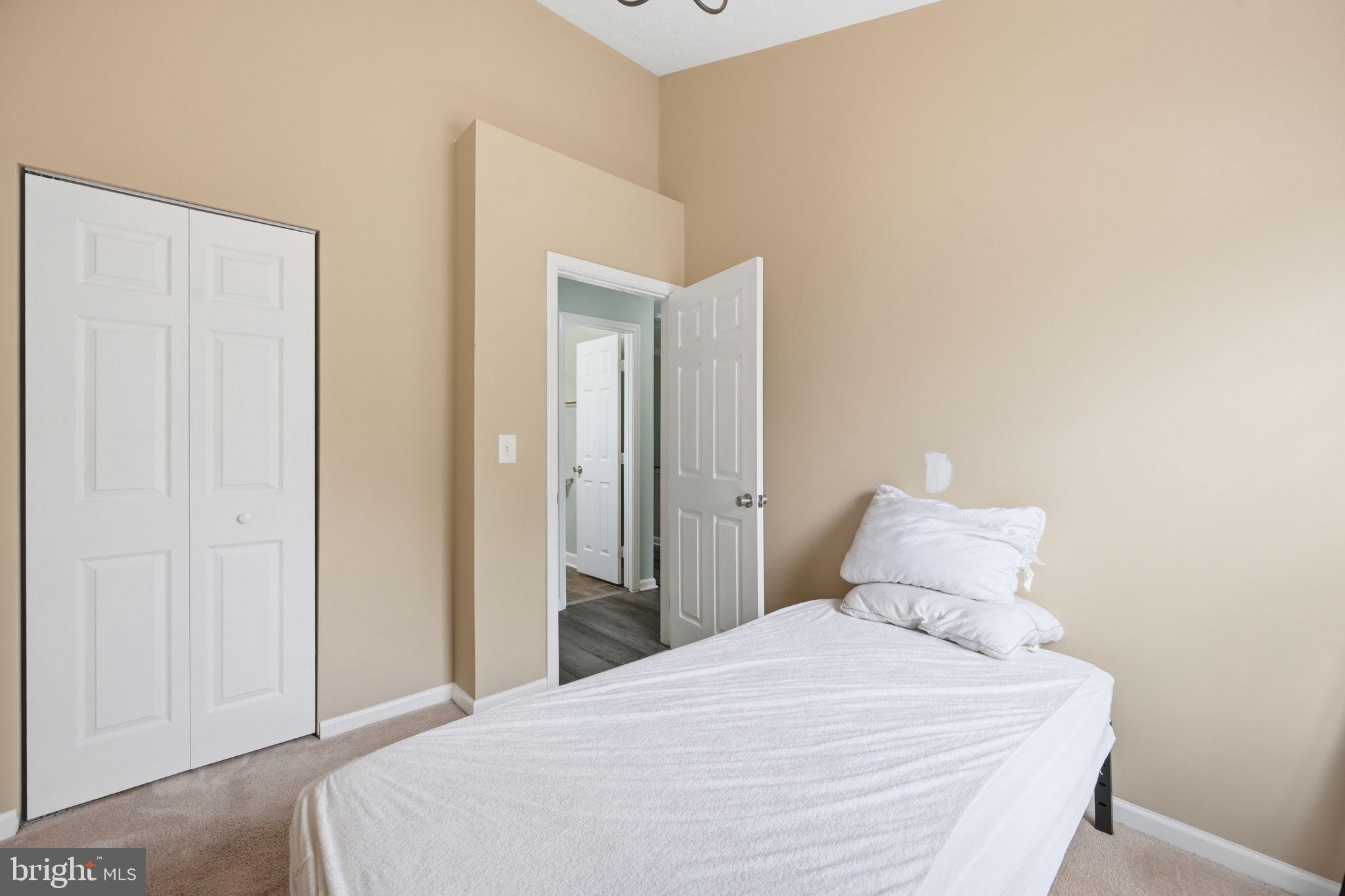 PRINCETON SQUARE PLAT FO - Residential