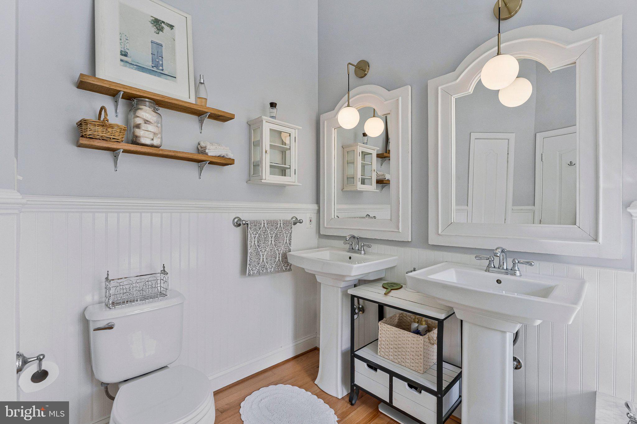 SOUTH RIDING - Residential