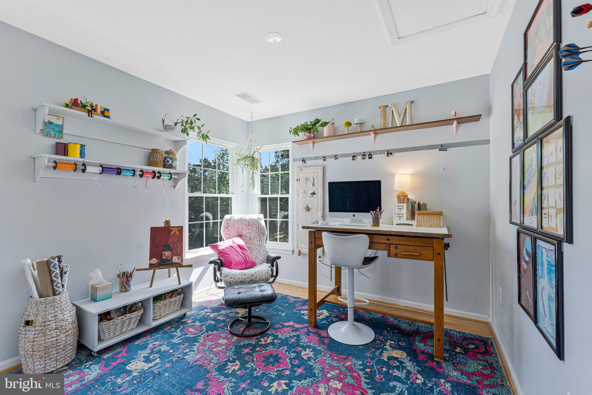 SOUTH RIDING - Residential