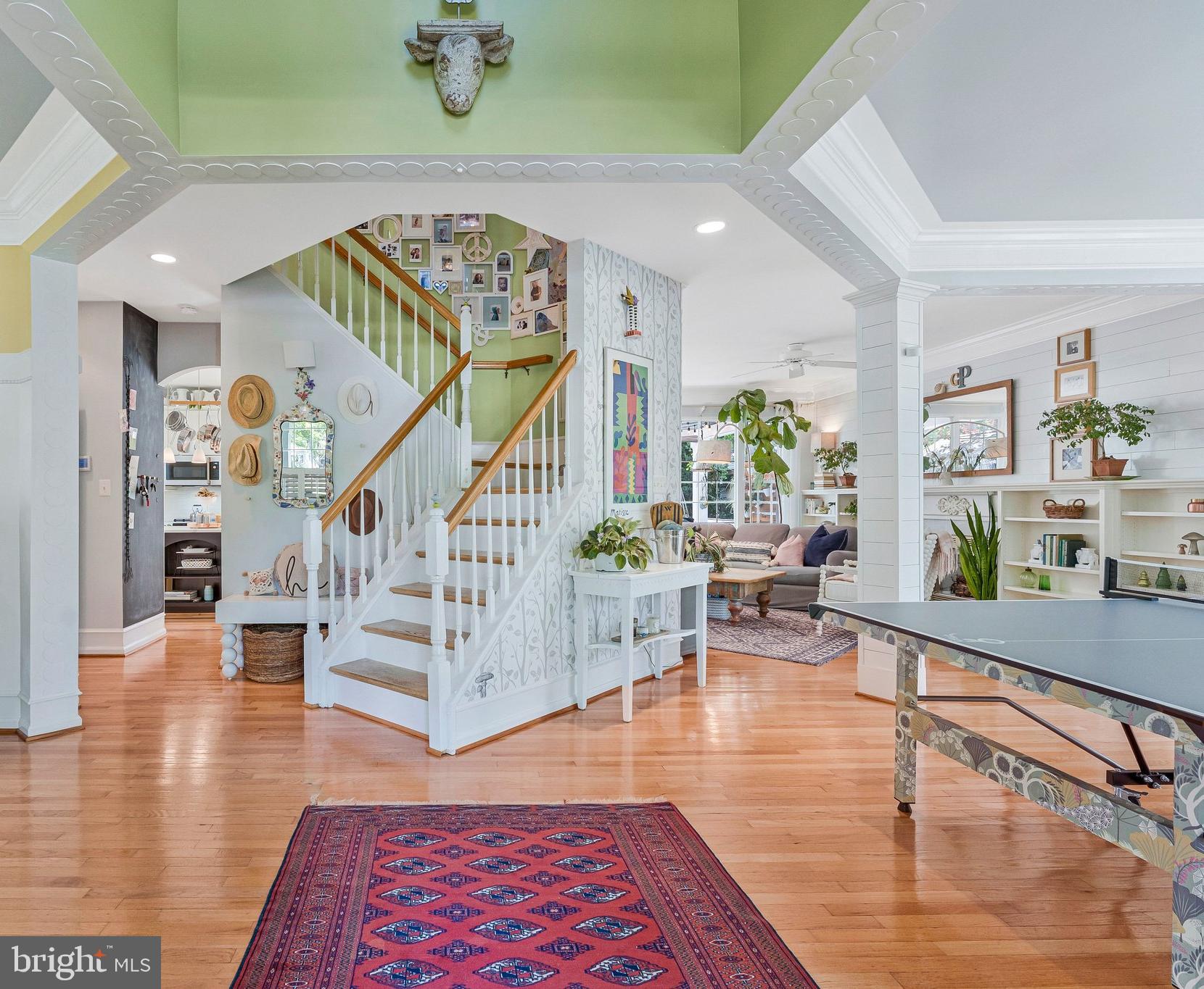 SOUTH RIDING - Residential