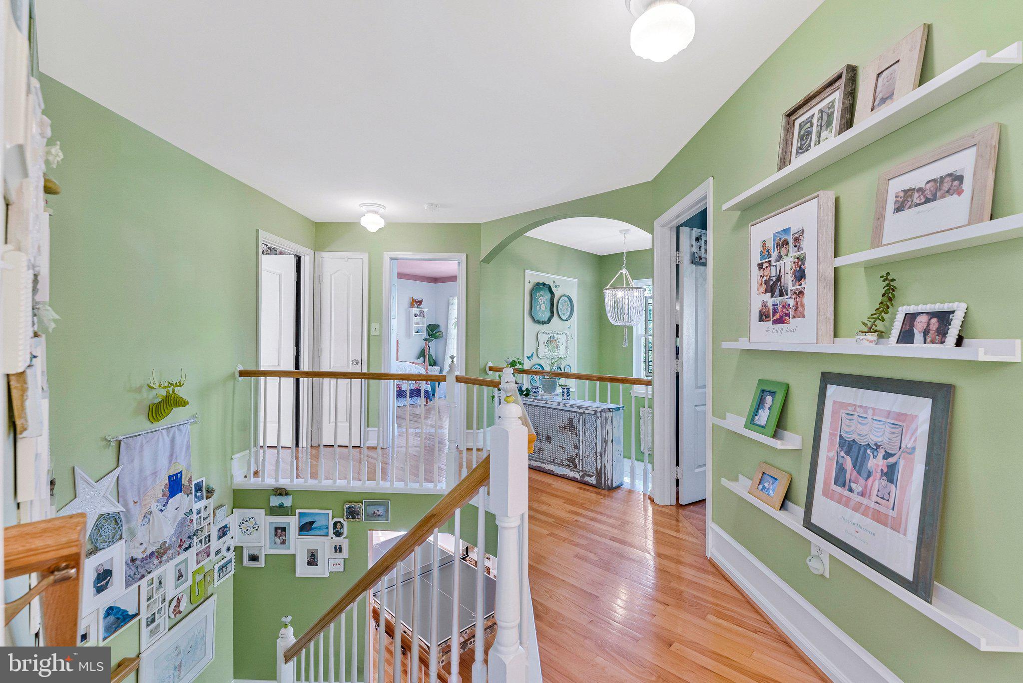 SOUTH RIDING - Residential