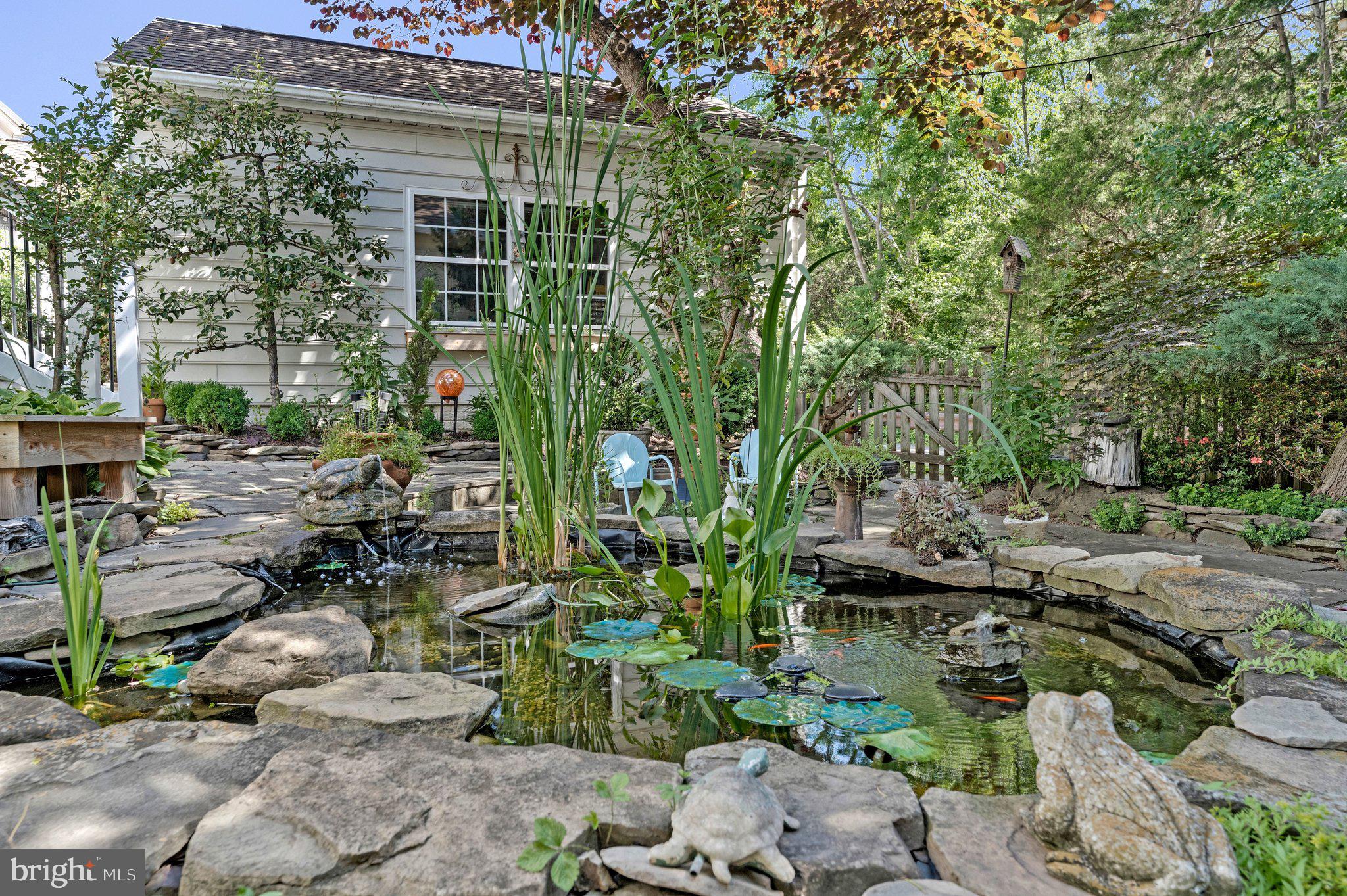 SOUTH RIDING - Residential
