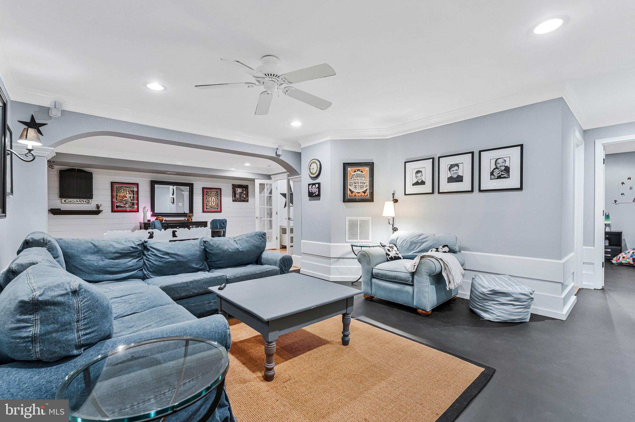 SOUTH RIDING - Residential