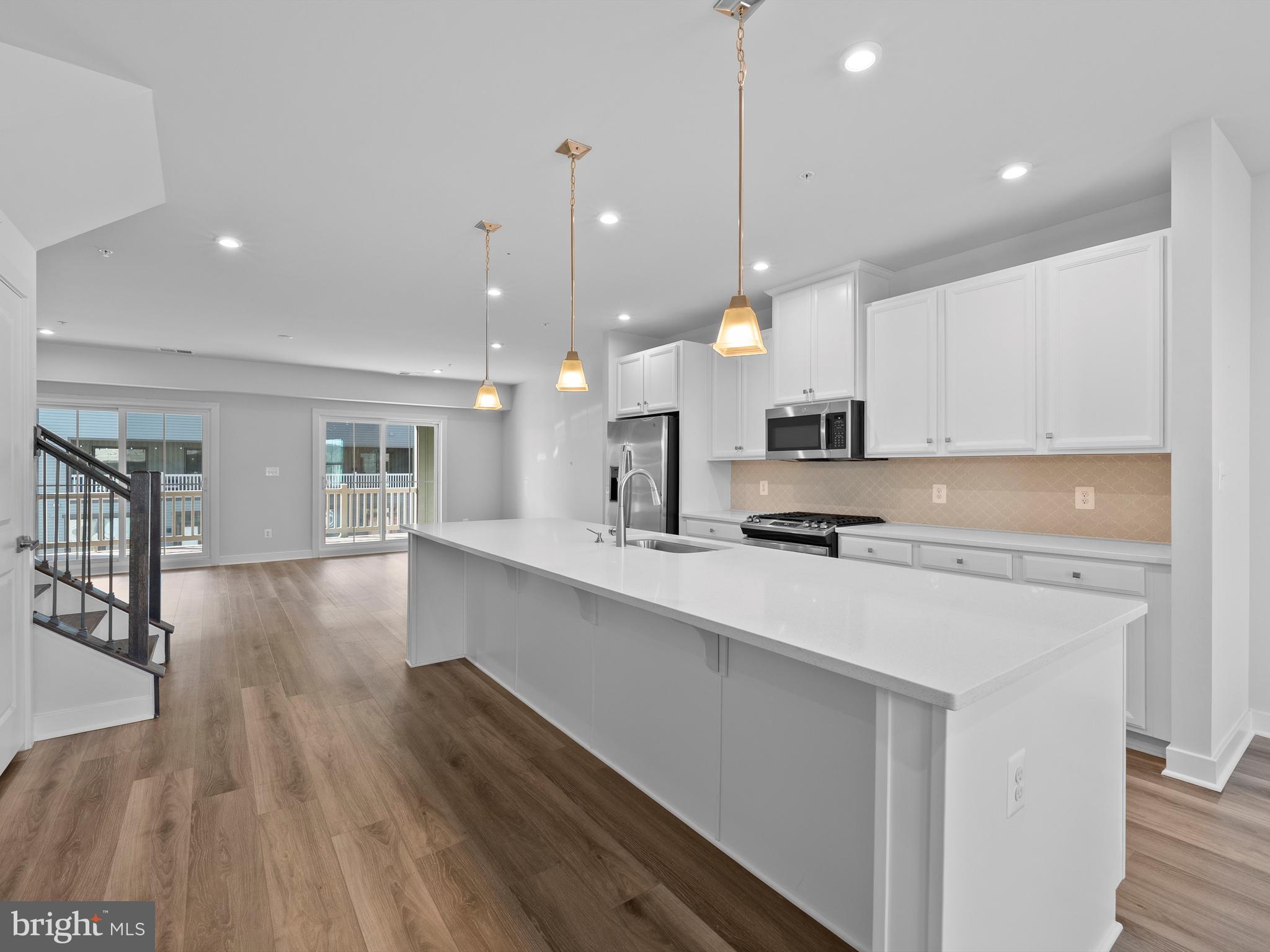 FOSTER'S GLEN - Residential Lease