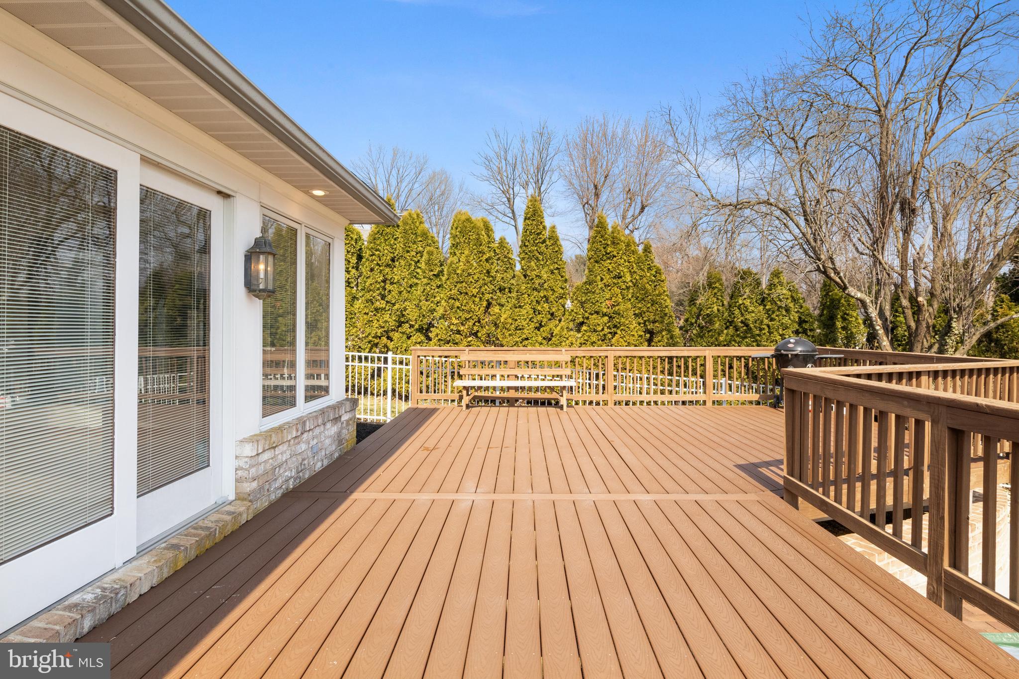 MARLBOROUGH WEST - Residential