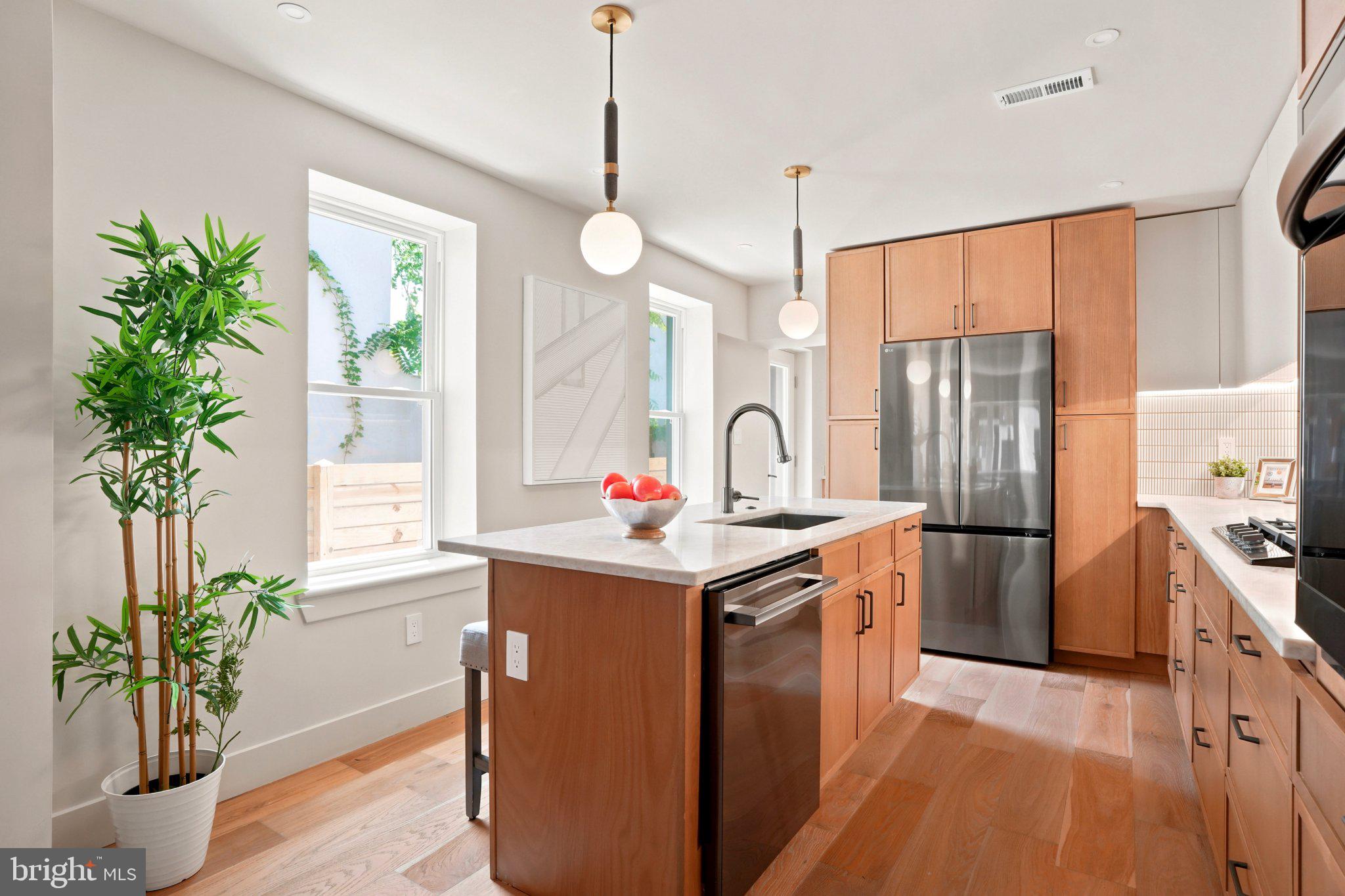 FISHTOWN - Residential