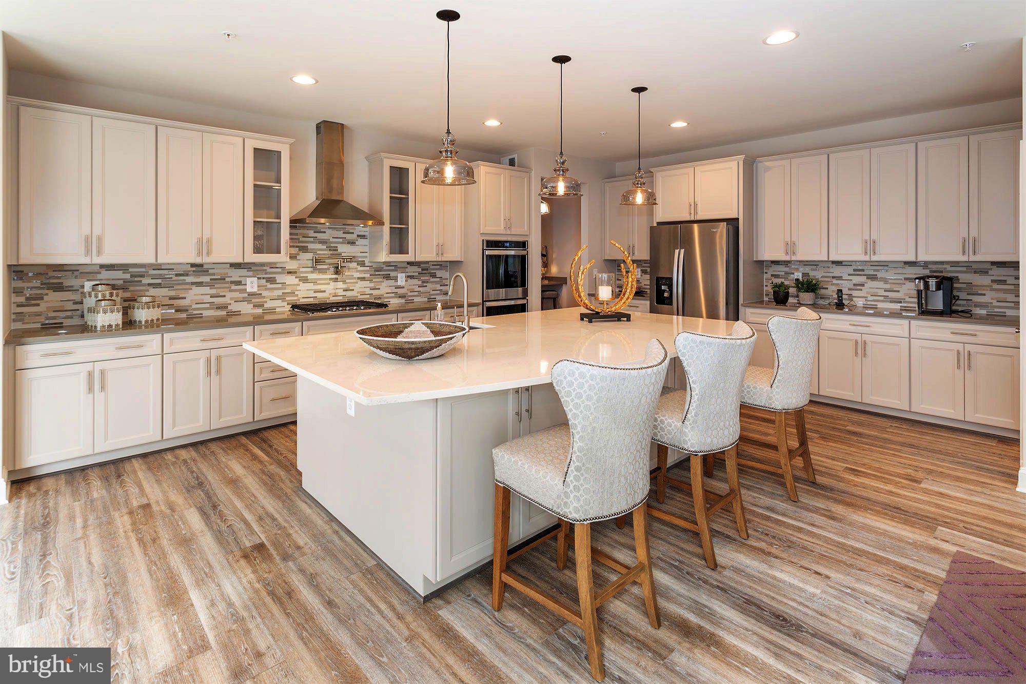 FAIRWAY ESTATES - Residential