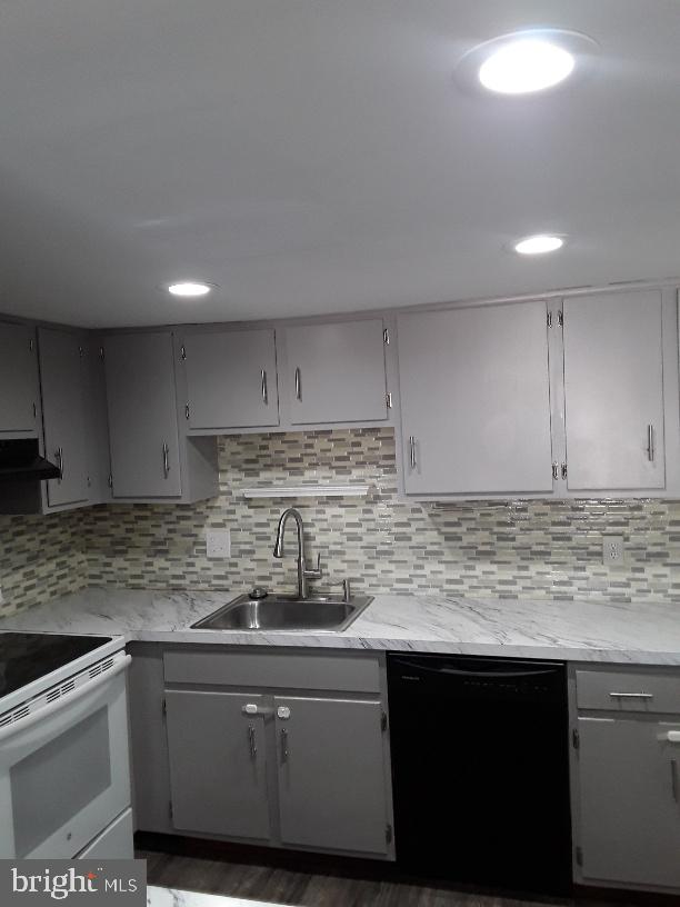 ROSEDALE - Residential