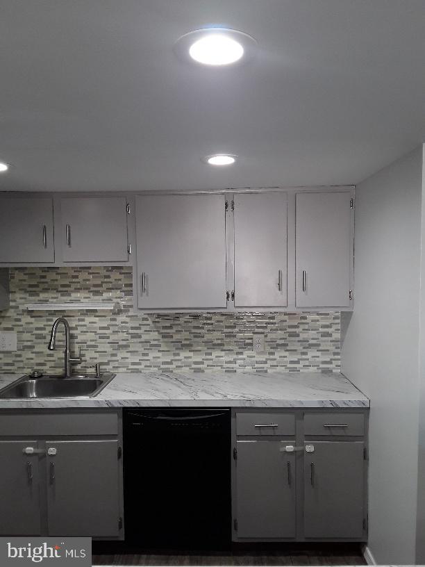 ROSEDALE - Residential