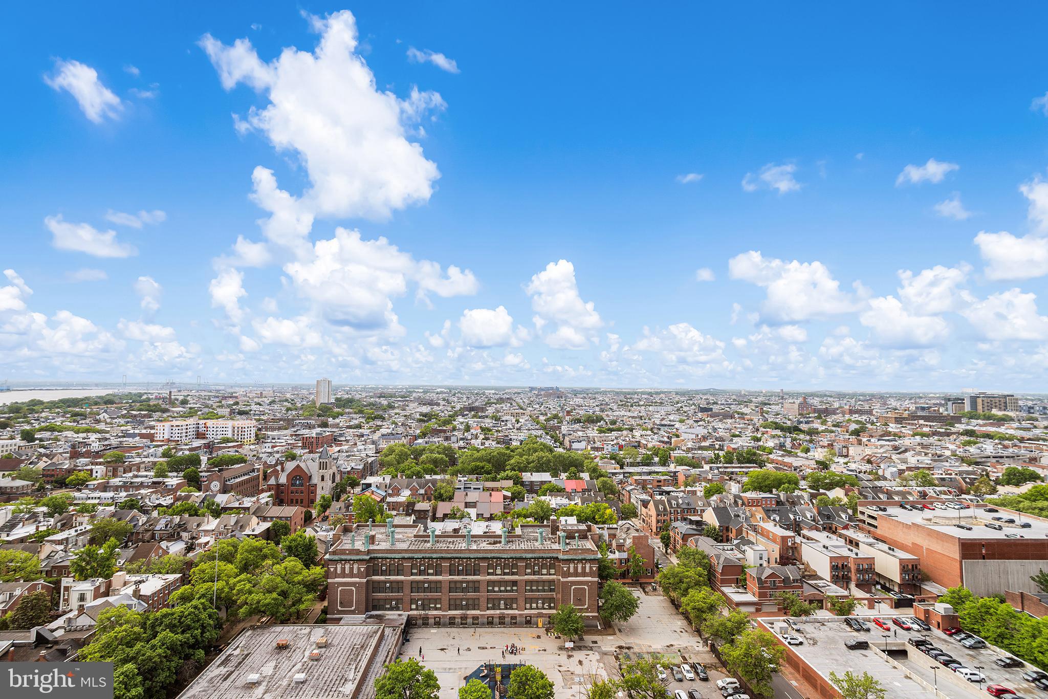 SOCIETY HILL - Residential