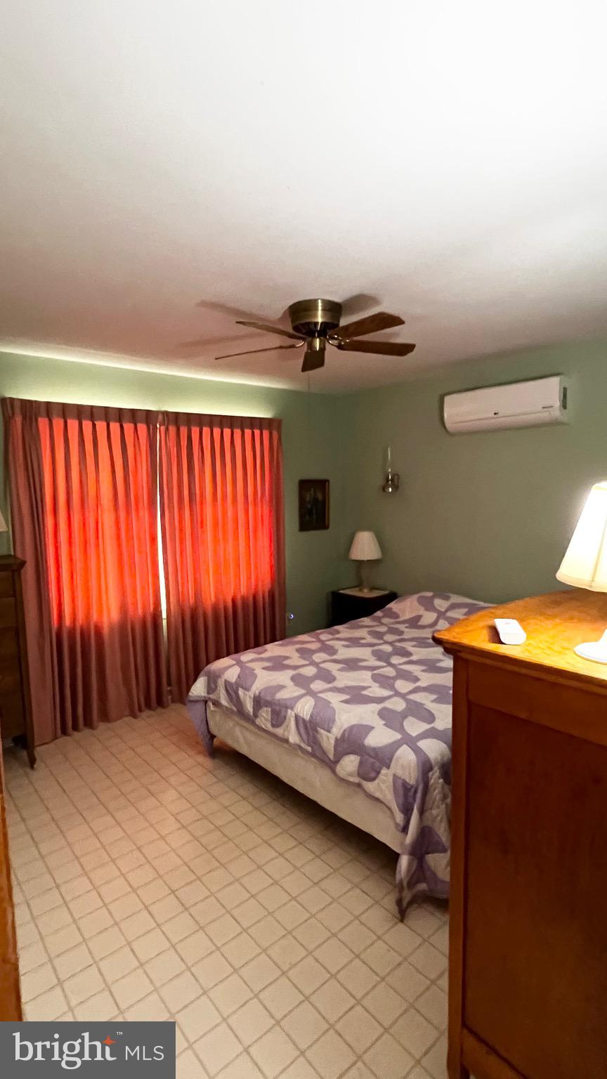 NORTH MOUNTAIN ESTATES - Residential