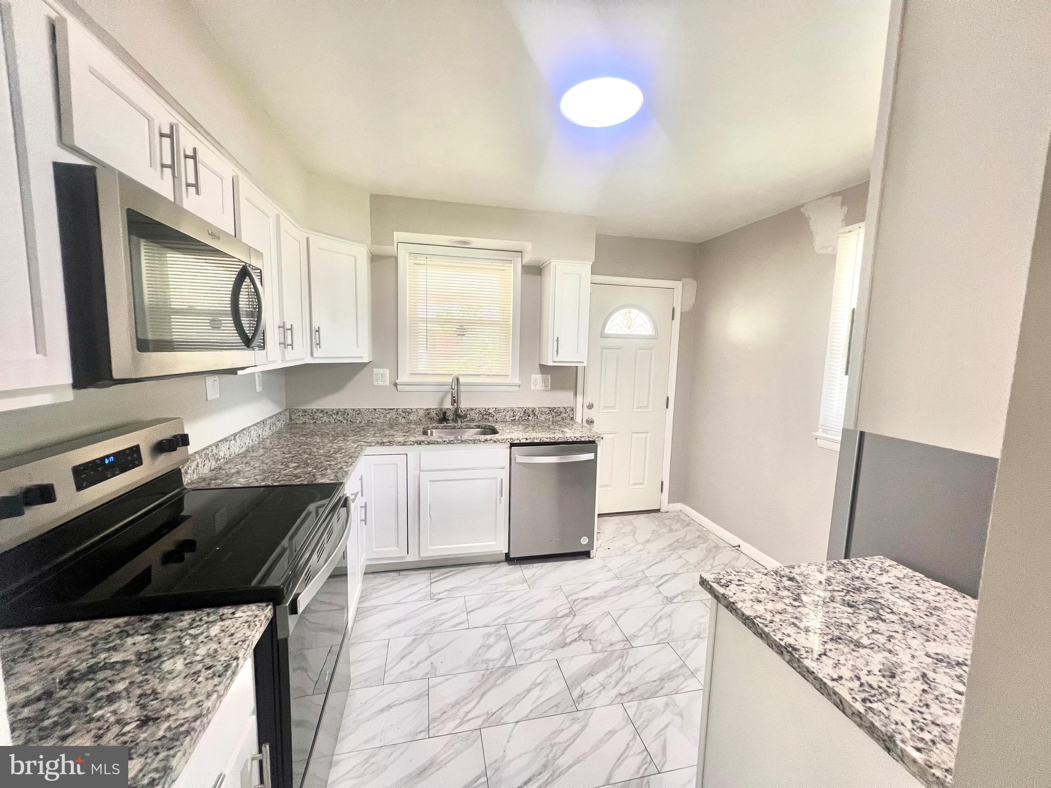 PINEHURST ESTATES - Residential