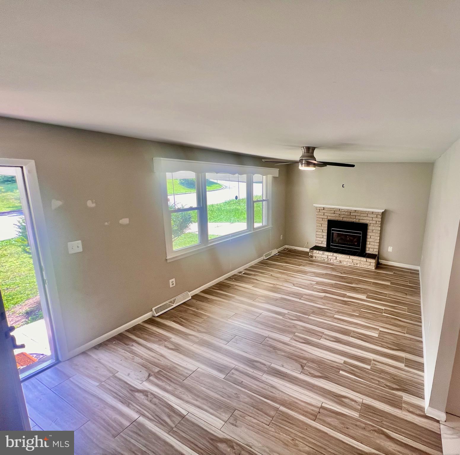 PINEHURST ESTATES - Residential