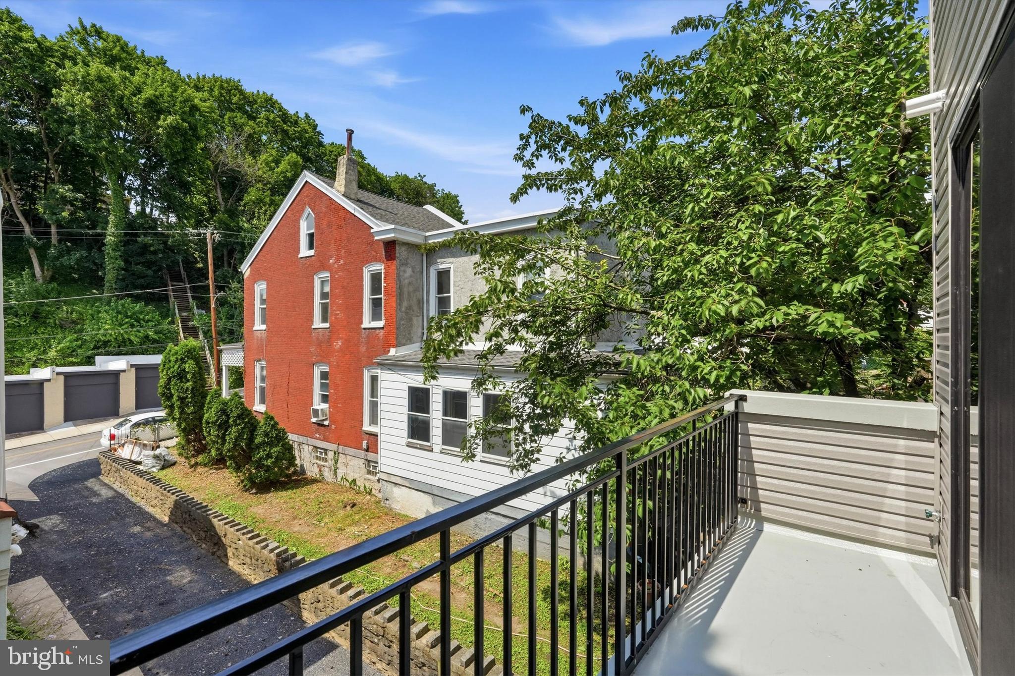 MANAYUNK - Residential