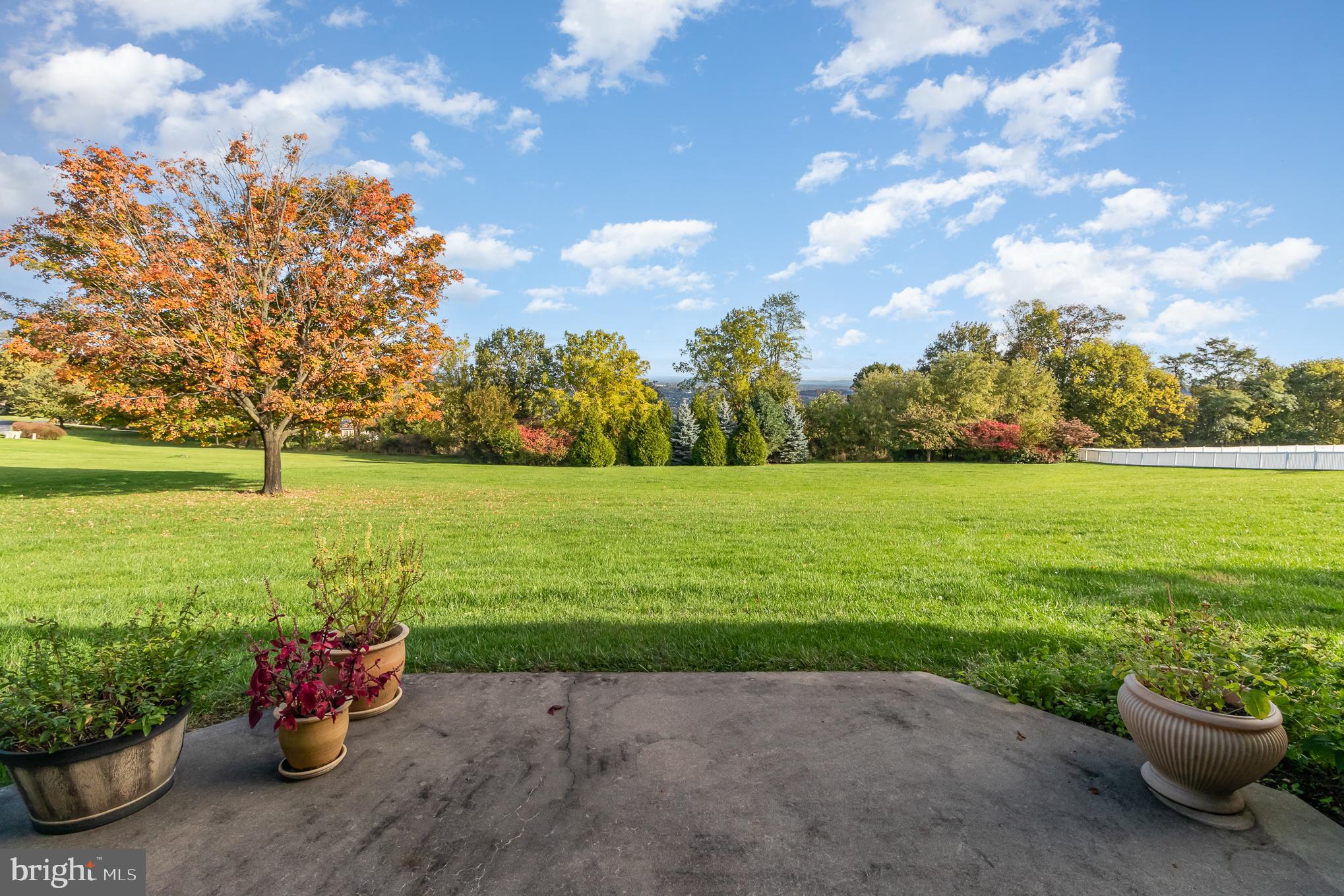MOUNTAIN VIEW - Residential