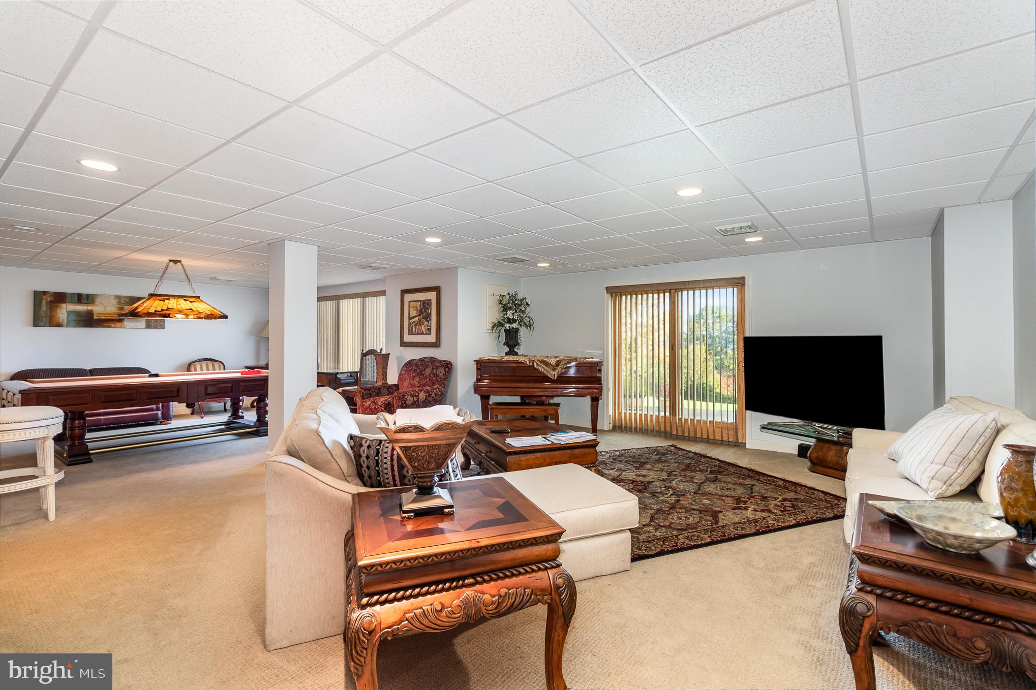 MOUNTAIN VIEW - Residential