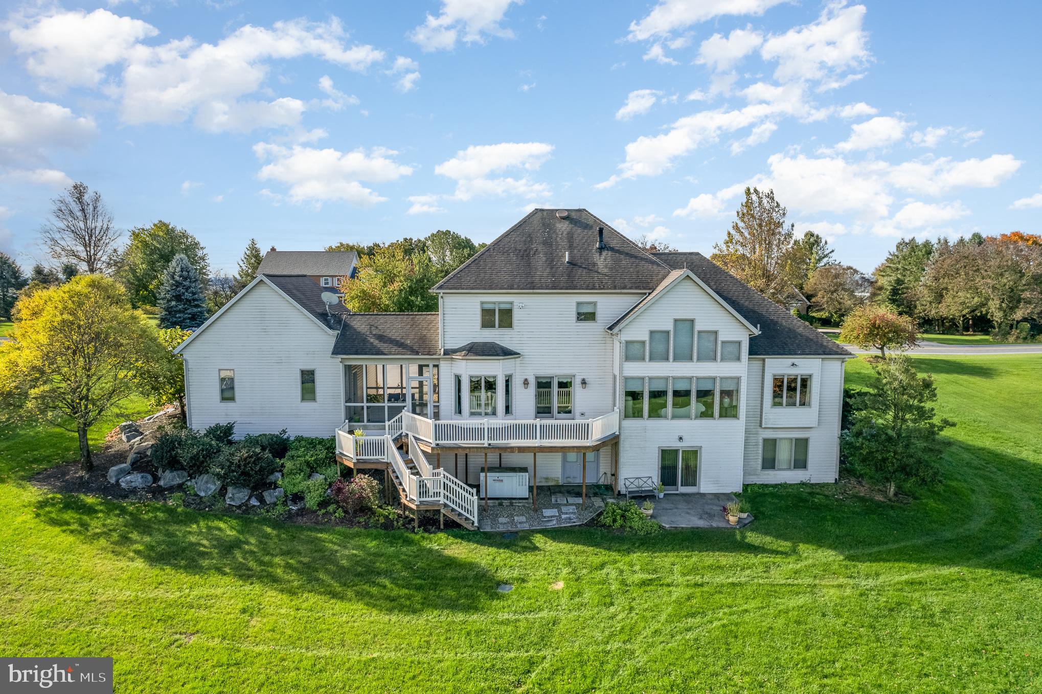 MOUNTAIN VIEW - Residential