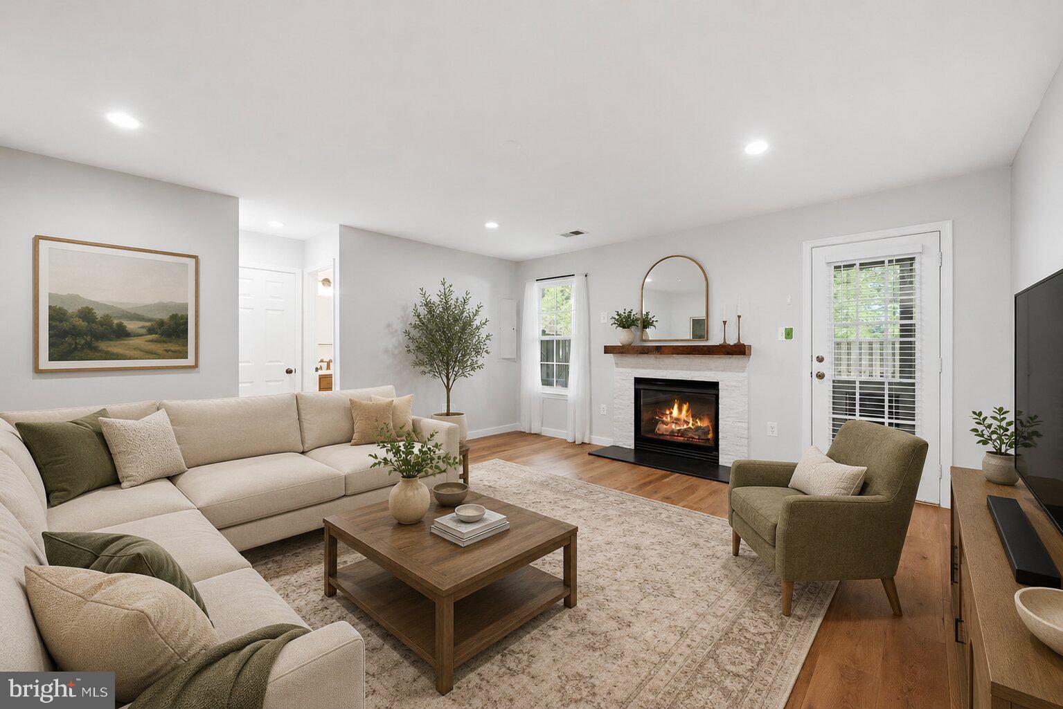 SPRING LAKES - Residential