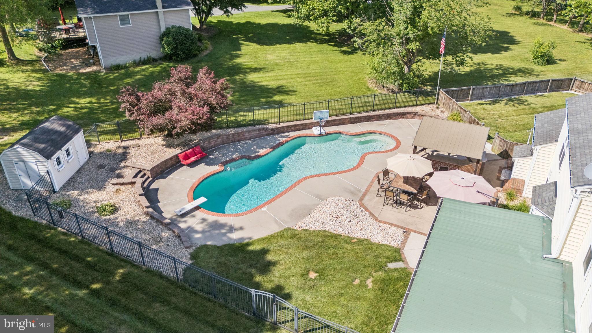 BRADDOCK MANOR - Residential