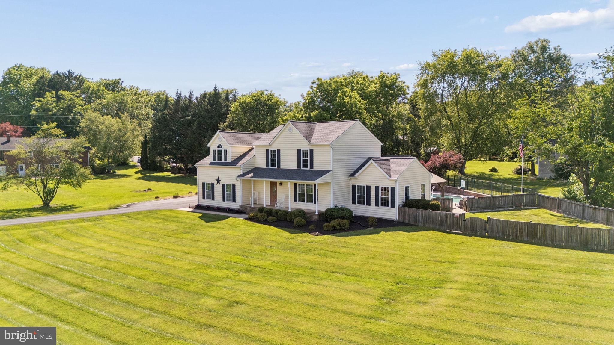 BRADDOCK MANOR - Residential
