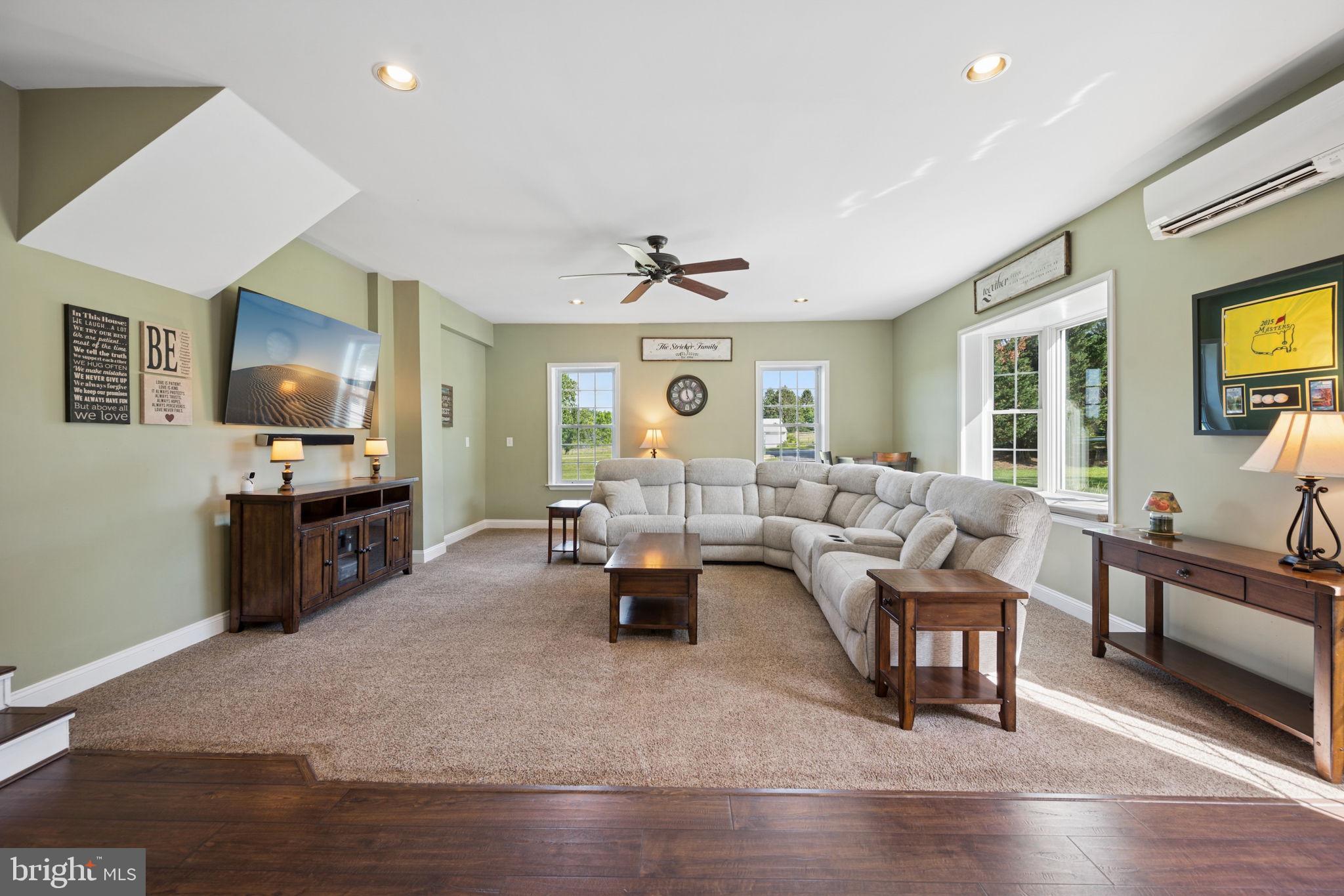 BRADDOCK MANOR - Residential