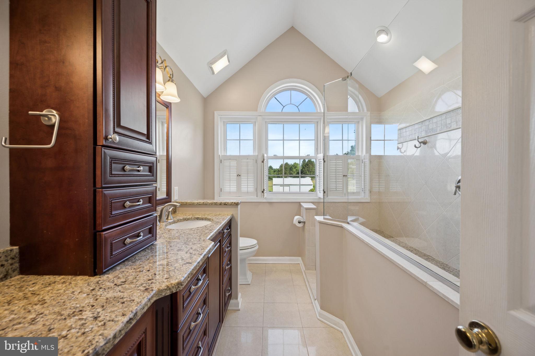 BRADDOCK MANOR - Residential