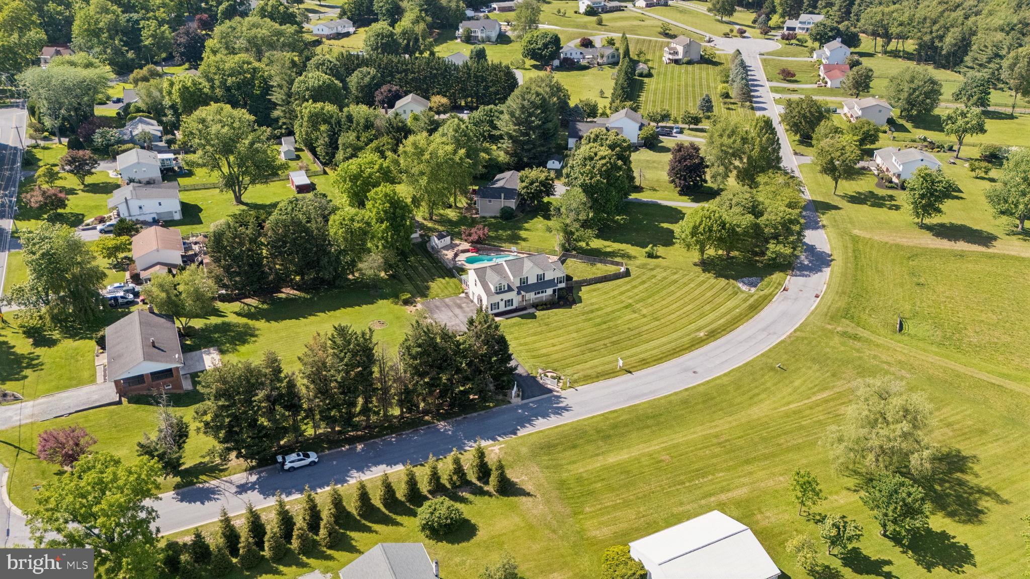 BRADDOCK MANOR - Residential