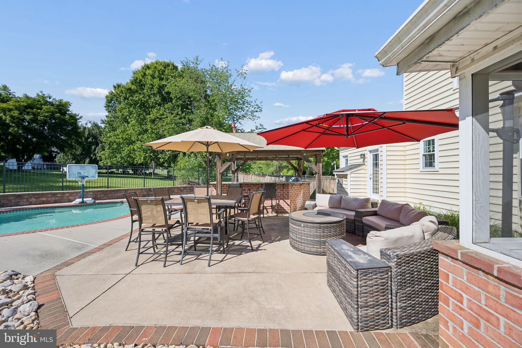 BRADDOCK MANOR - Residential