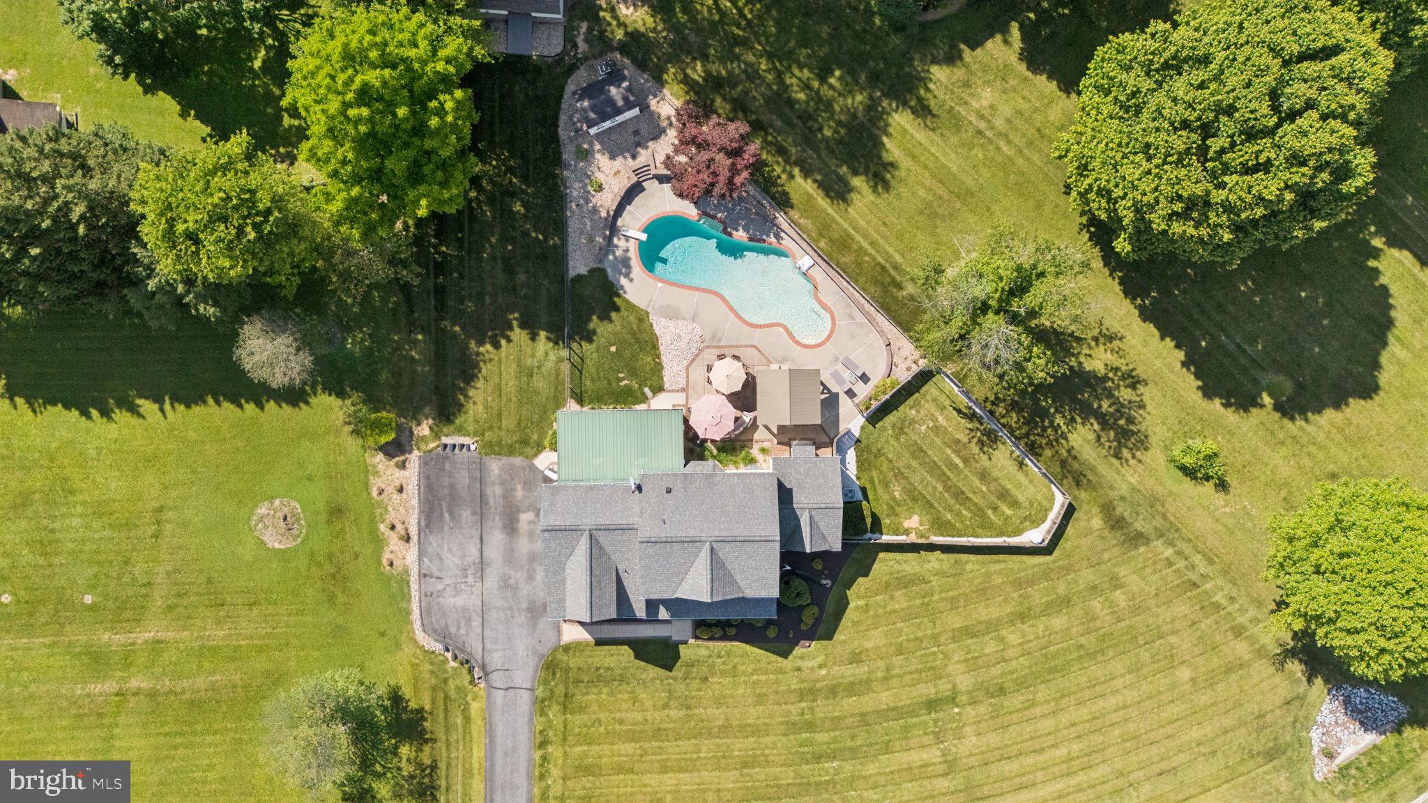 BRADDOCK MANOR - Residential