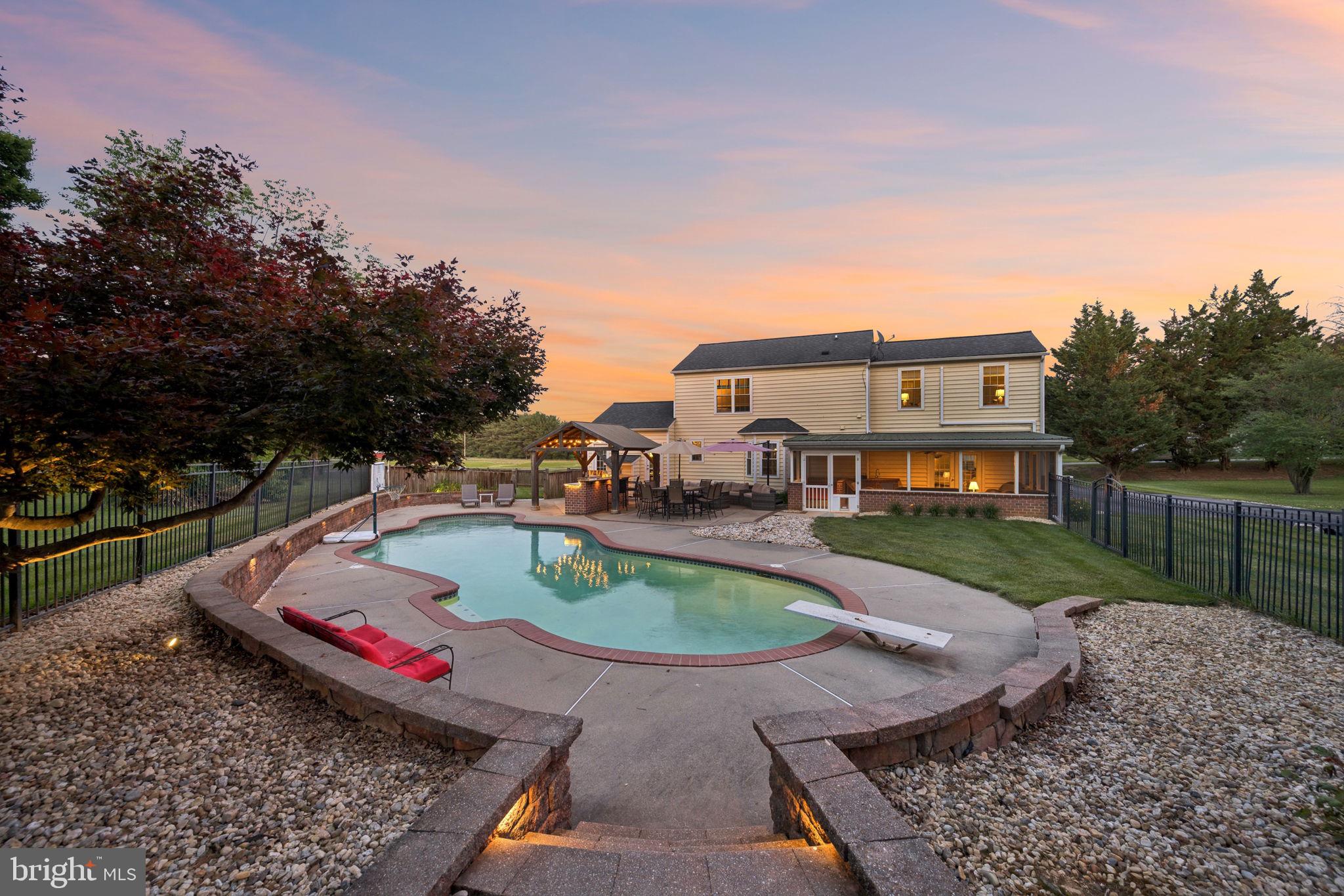 BRADDOCK MANOR - Residential