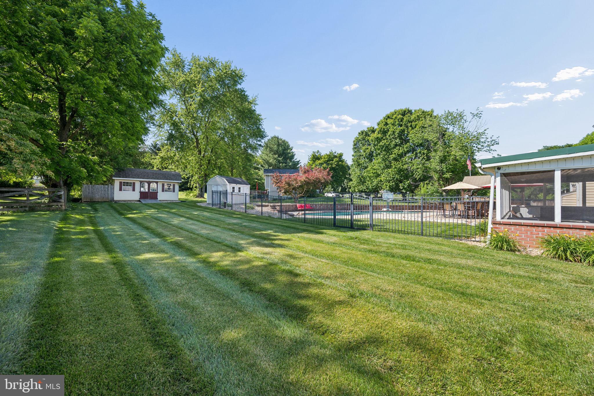 BRADDOCK MANOR - Residential