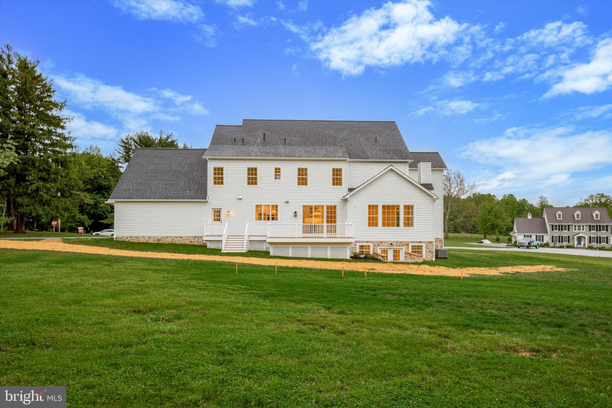RED BARN FARMS - Residential
