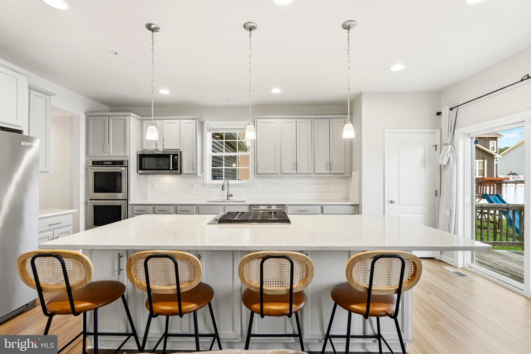 MARSHALL GROVE ESTATES - Residential